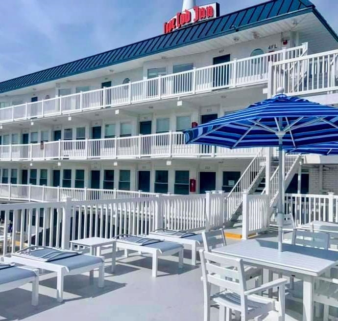 6109 Atlantic Avenue Unit: 108