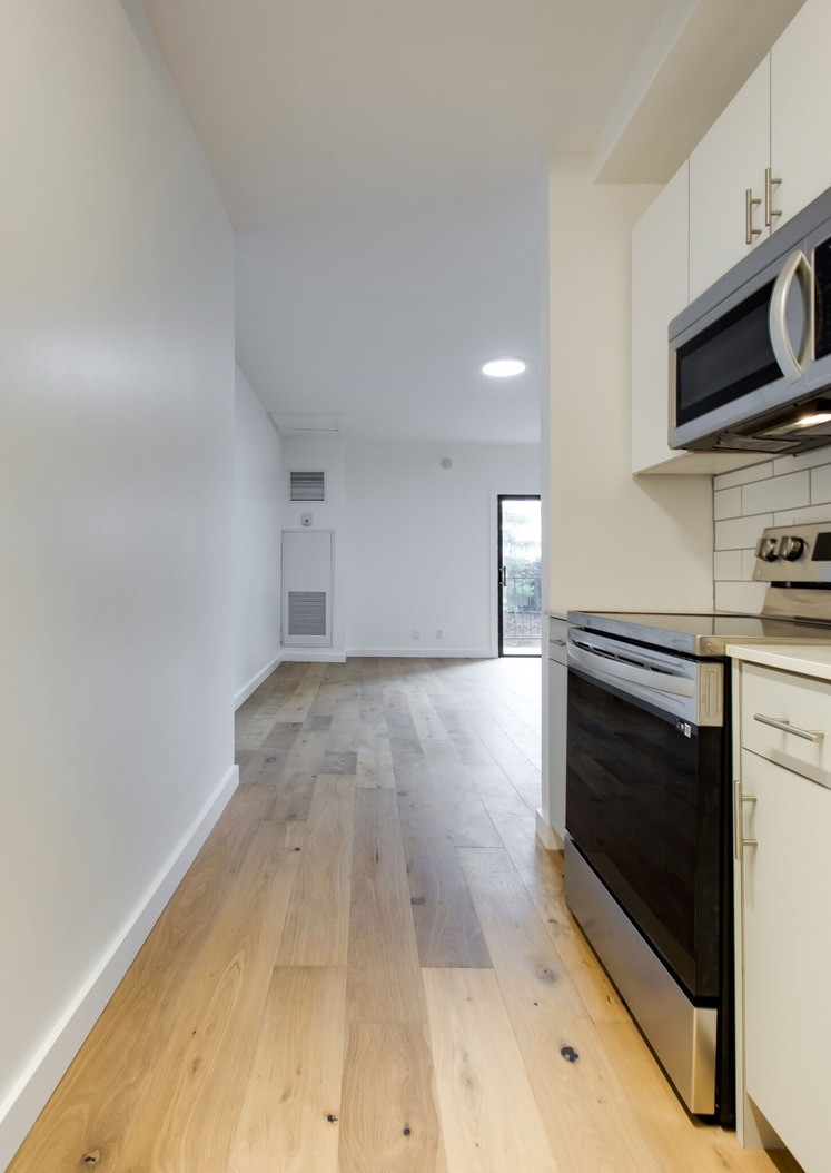 6666 Brookmont Ter Unit: 106