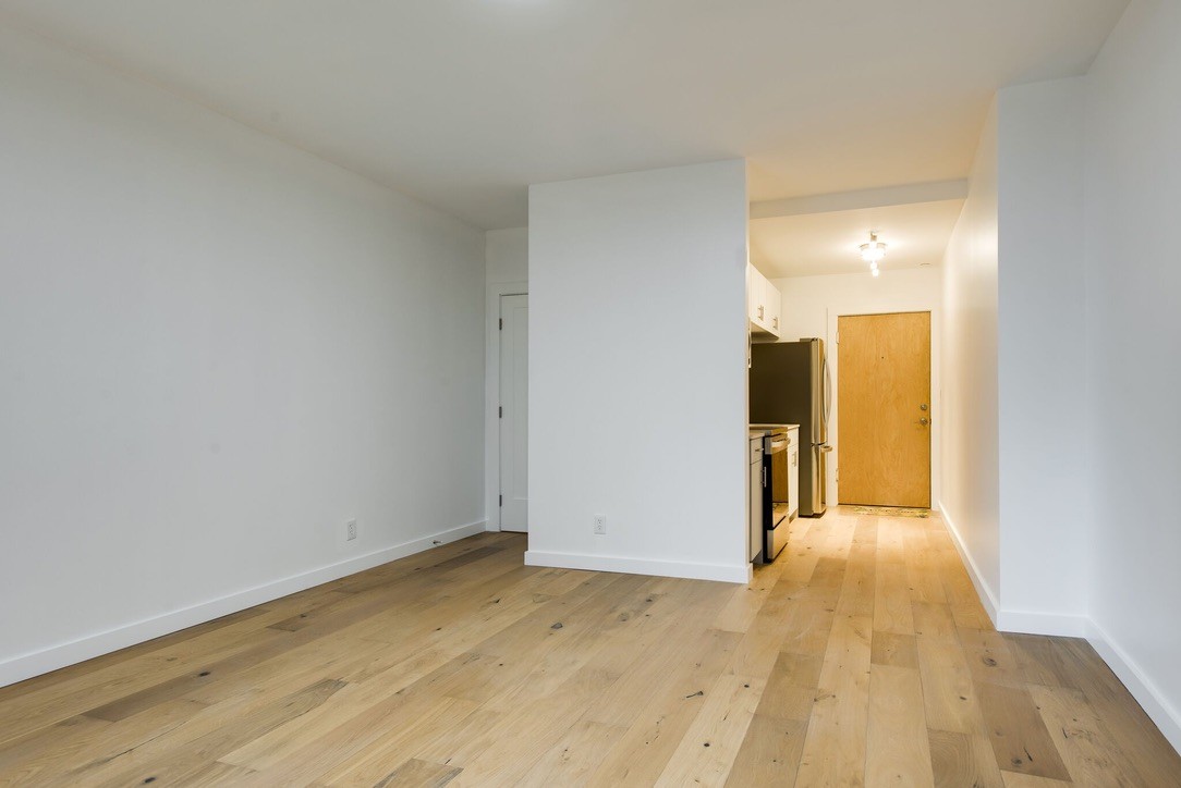 6666 Brookmont Ter Unit: 106