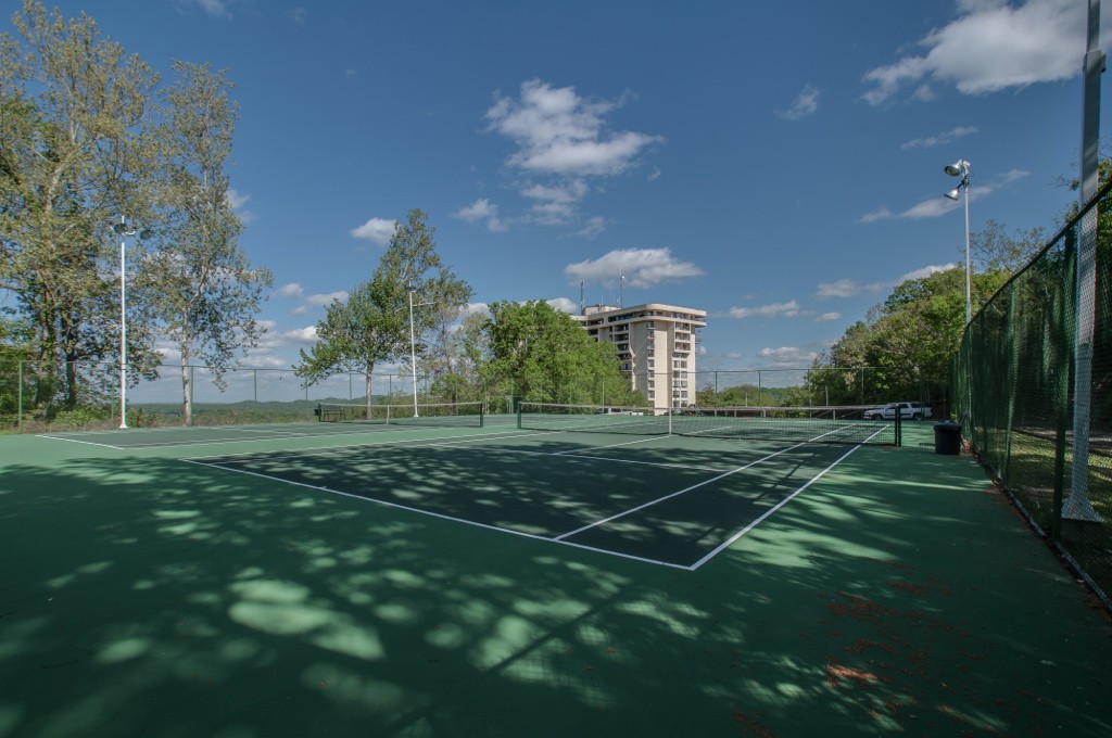 6666 Brookmont Ter Unit: 106