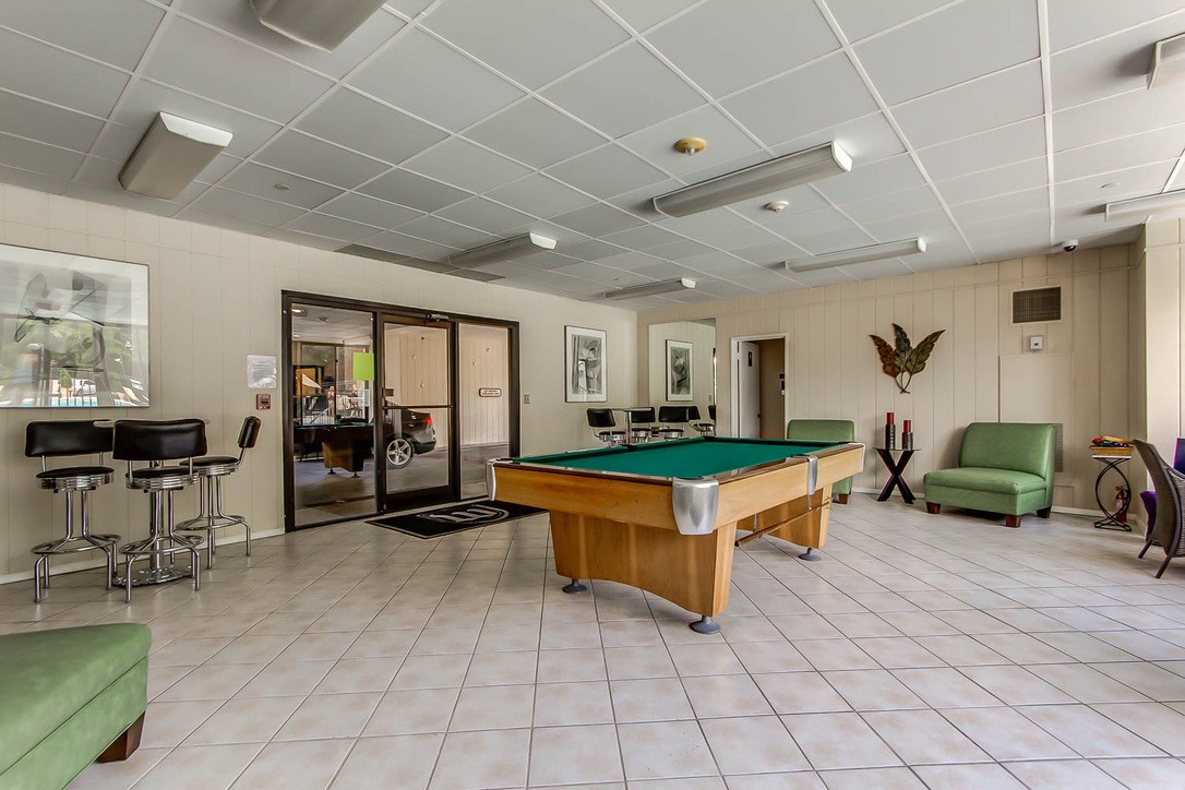 6666 Brookmont Ter Unit: 106