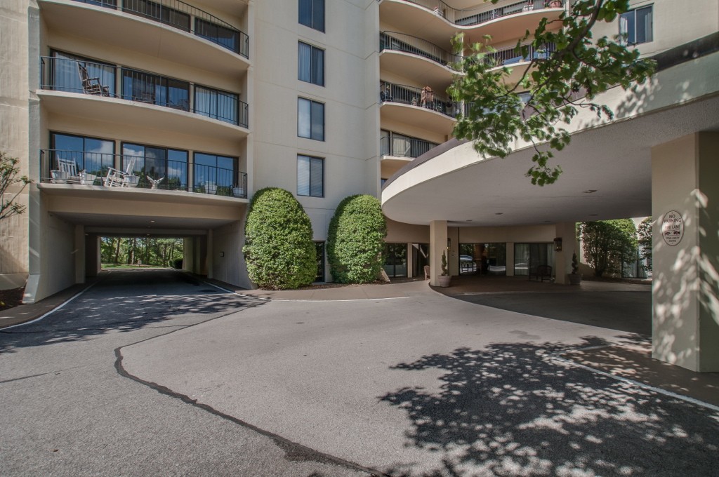 6666 Brookmont Ter Unit: 106