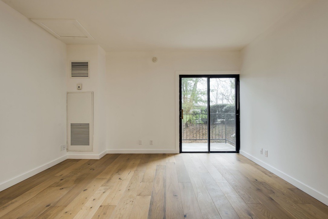 6666 Brookmont Ter Unit: 106