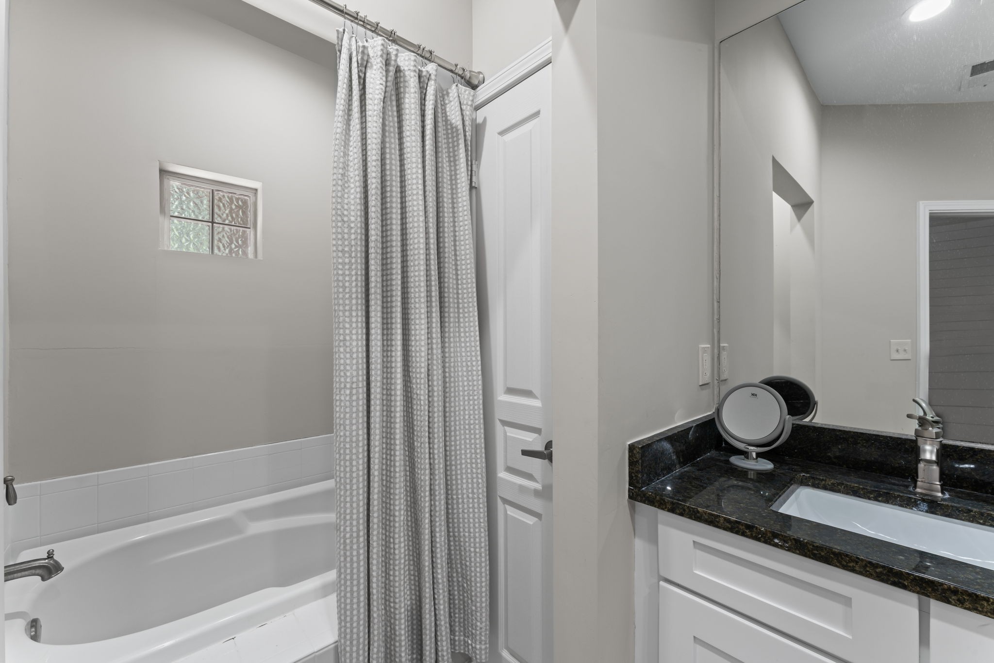 320 Old Hickory Blvd Unit: 907