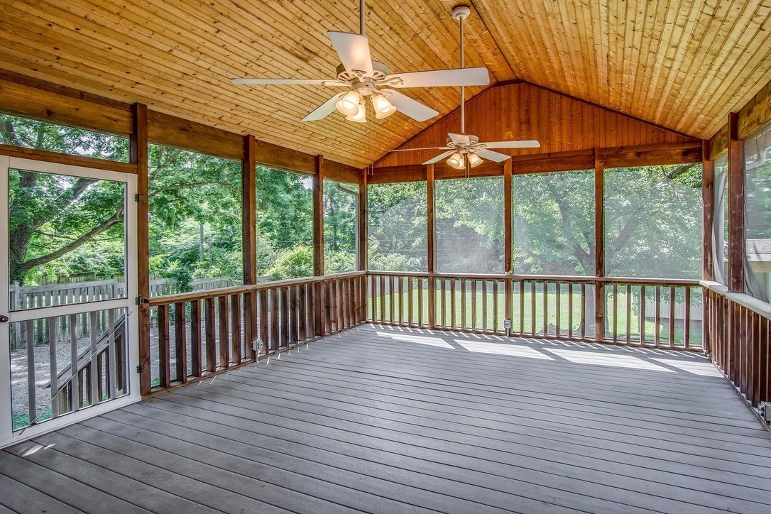5551 Knob Rd