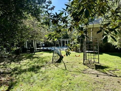 6401 Worchester Dr