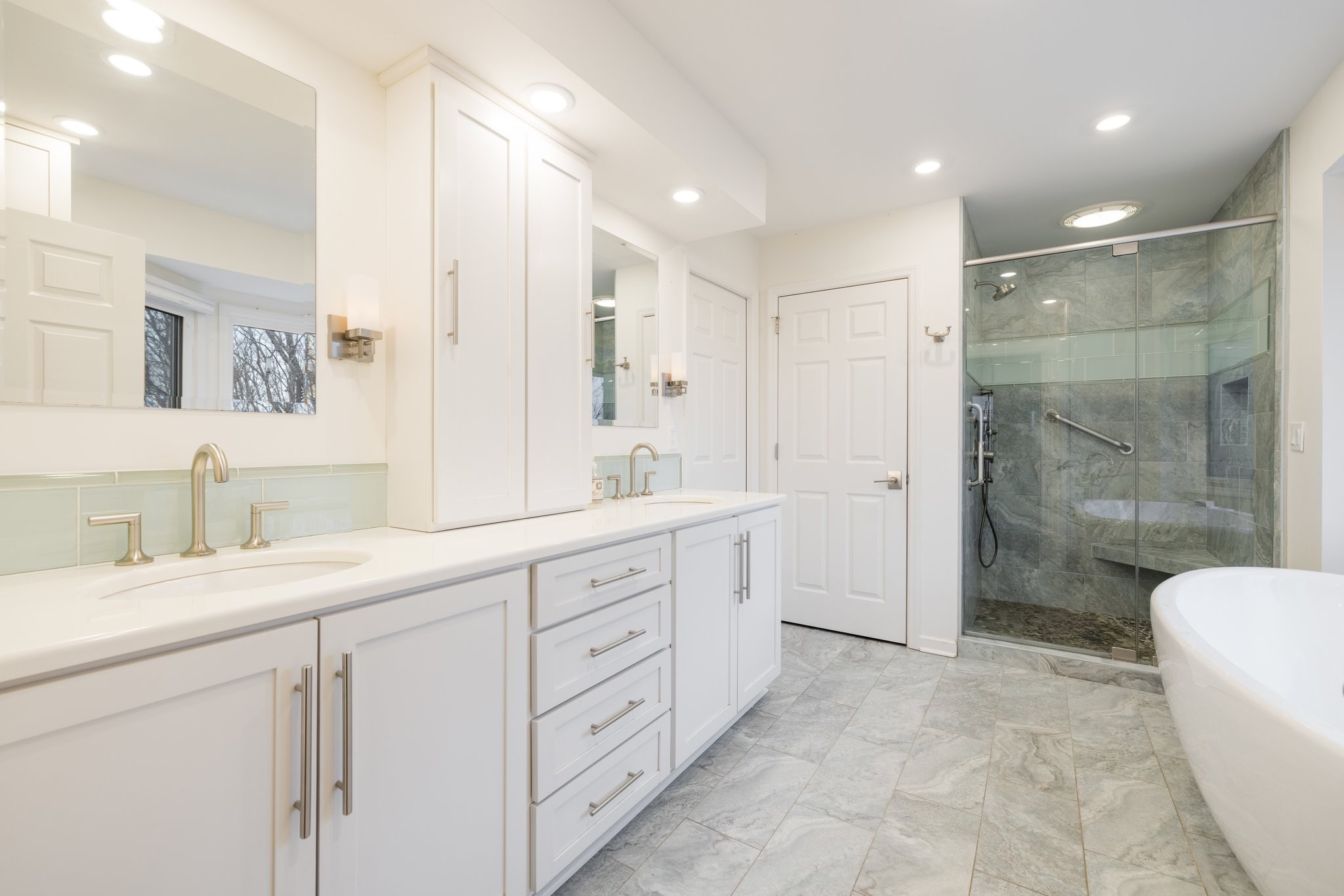 1426 Robert E Lee Ln