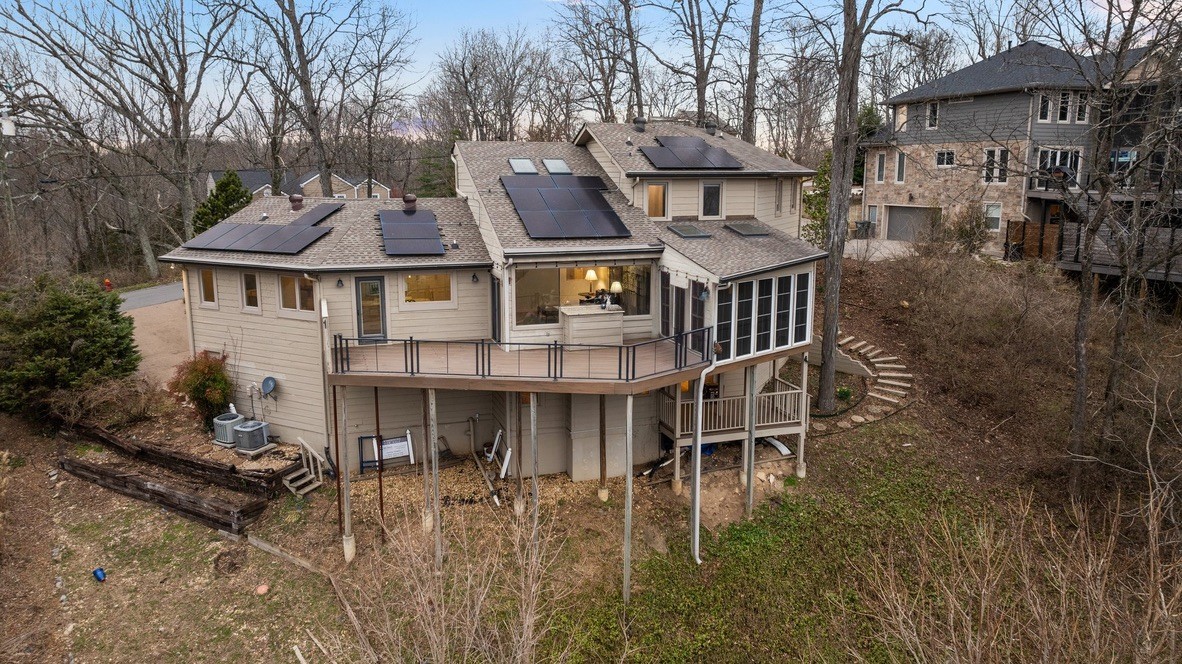 1426 Robert E Lee Ln