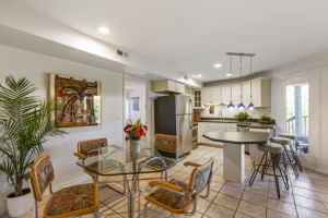 1426 Robert E Lee Ln