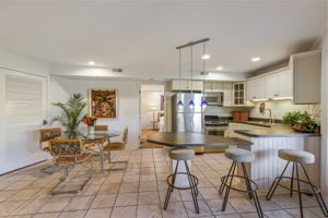 1426 Robert E Lee Ln