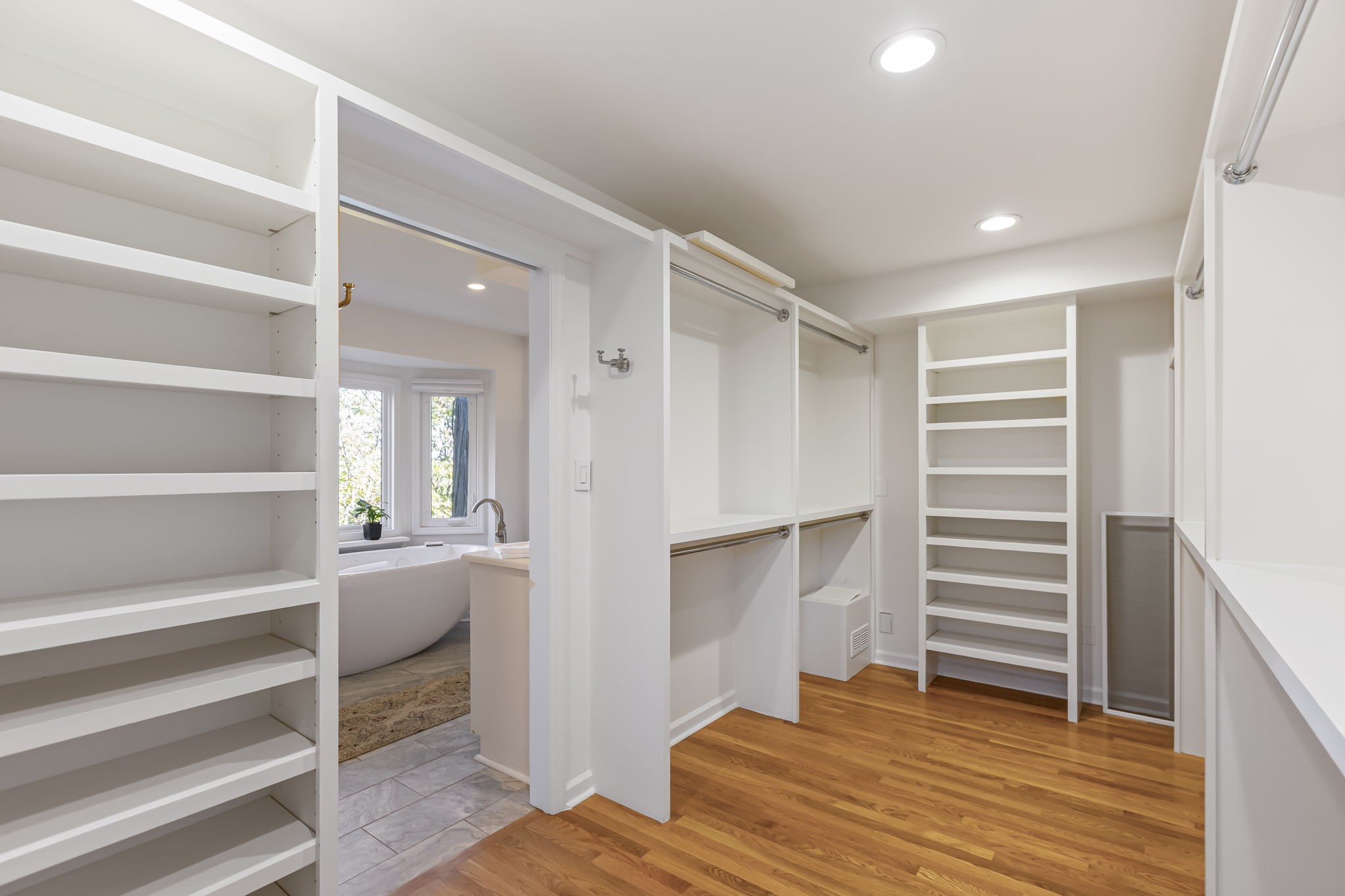 1426 Robert E Lee Ln
