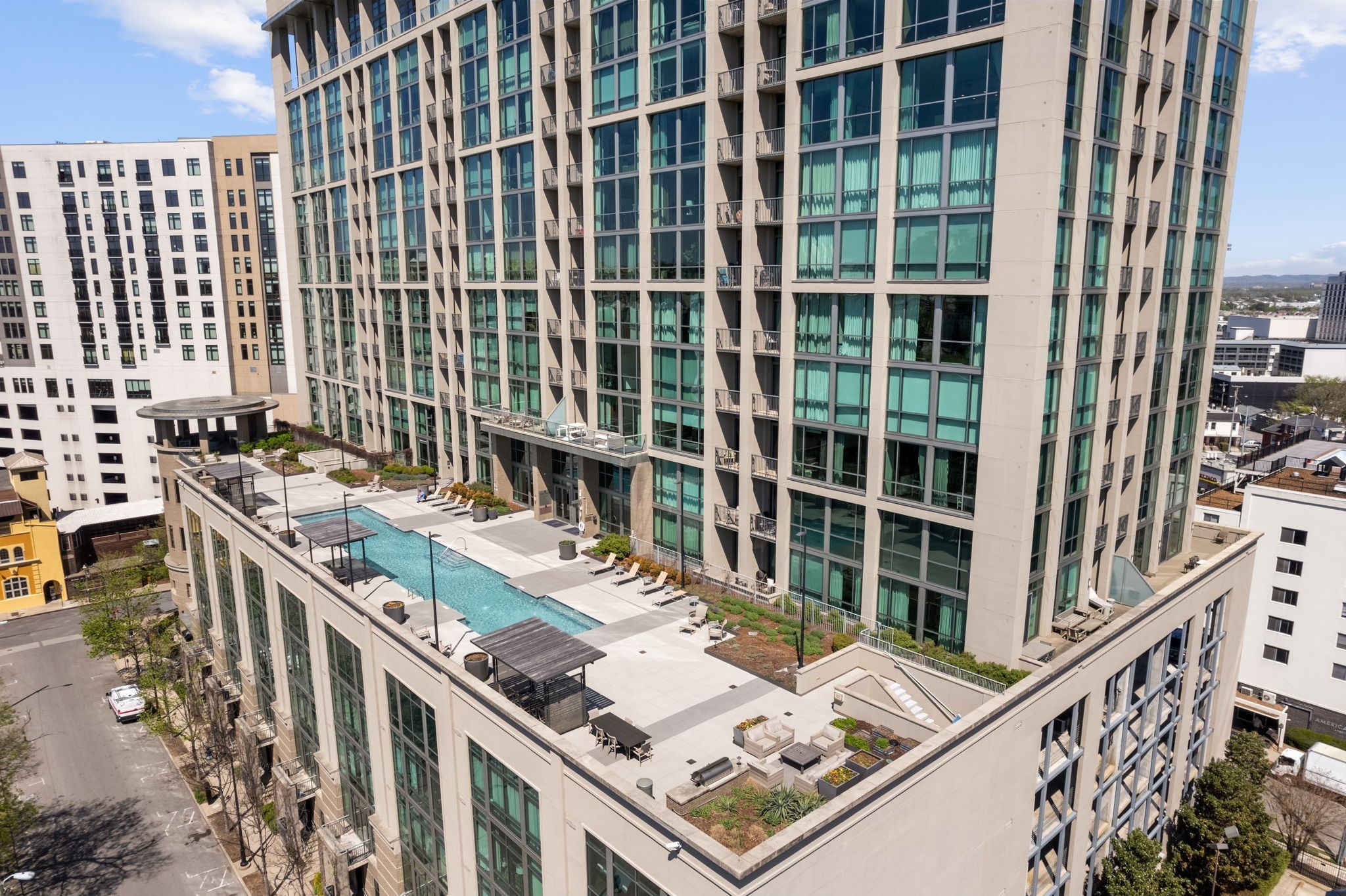 900 20th Ave, S Unit: 711