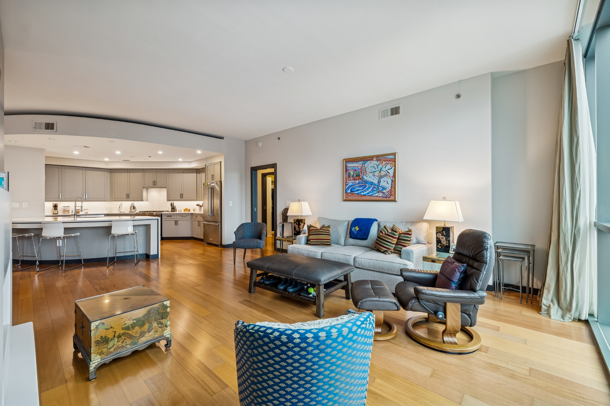 900 20th Ave, S Unit: 711