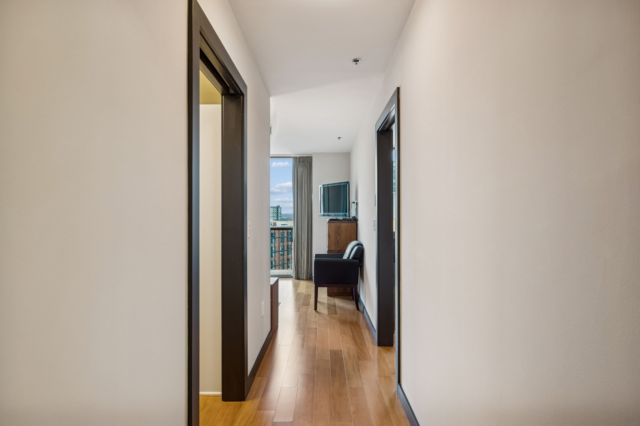 900 20th Ave, S Unit: 711