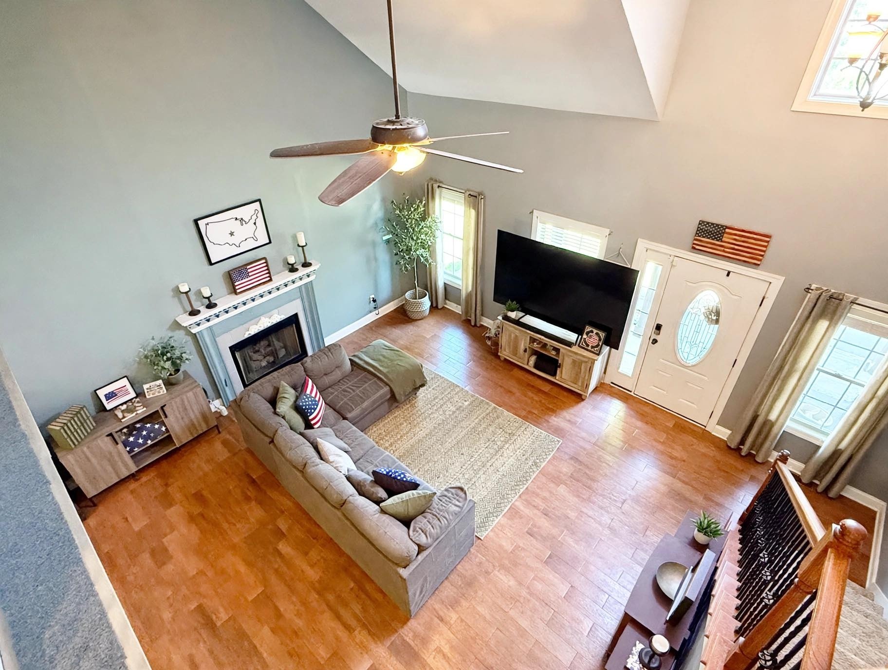 1761 Apache Way
