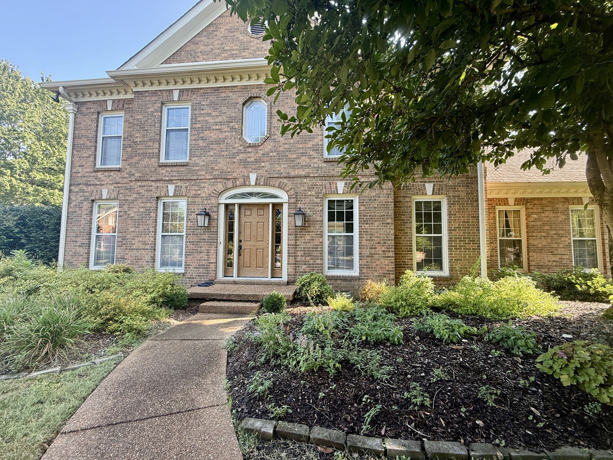 612 Dorshire Lane
