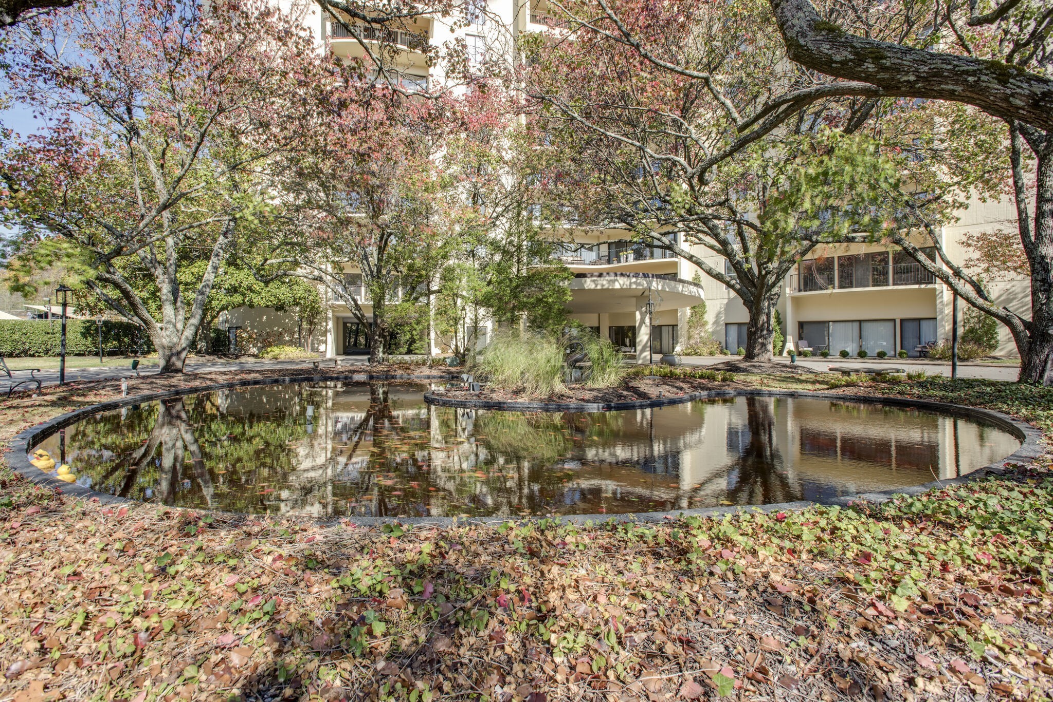 6666 Brookmont Ter Unit: 910