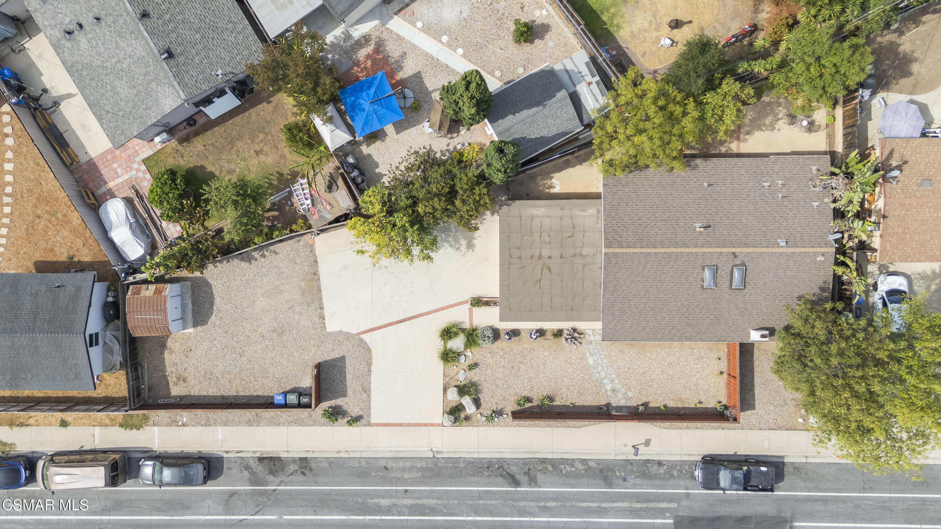 865 E Hillcrest Drive