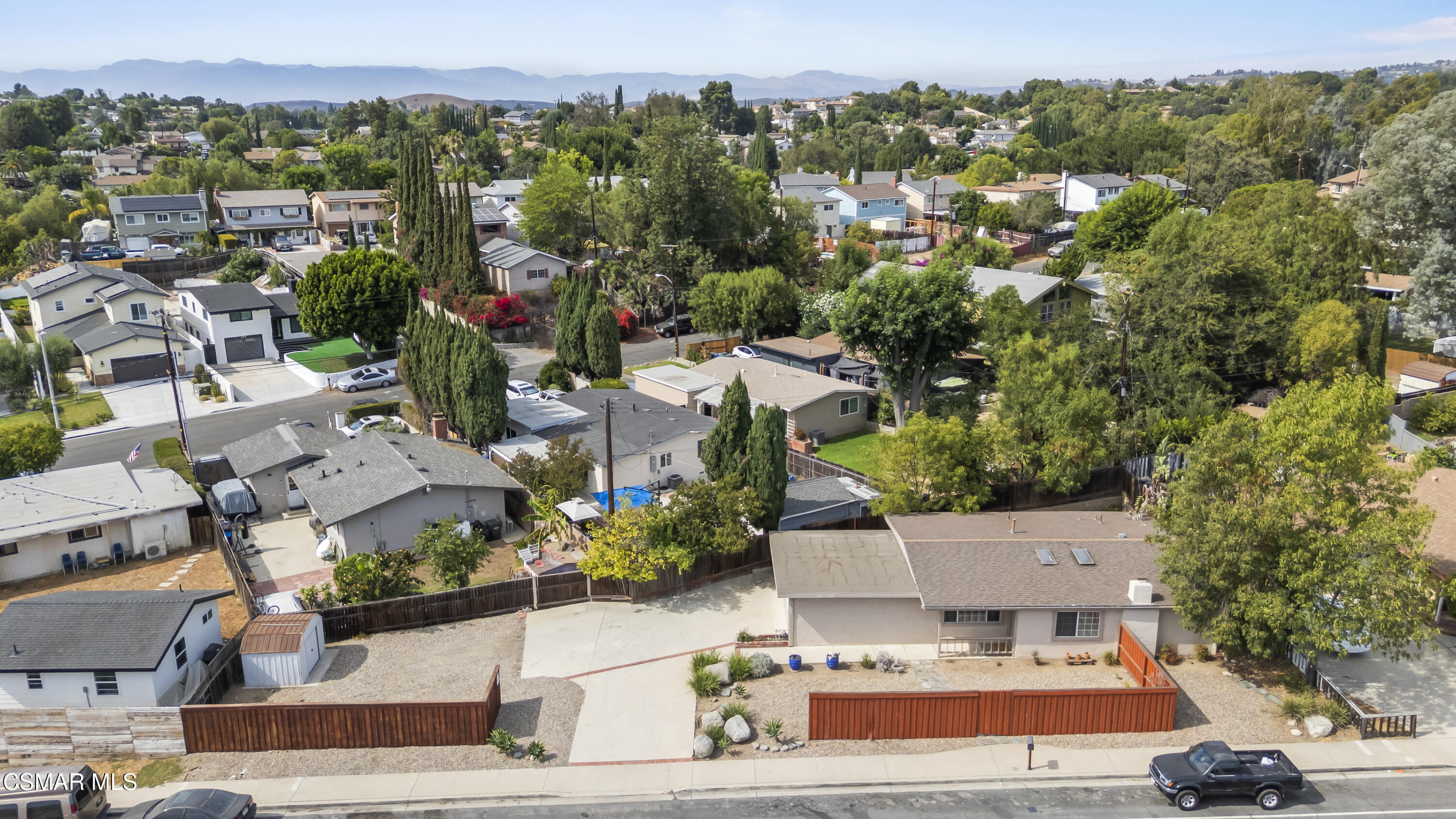 865 E Hillcrest Drive