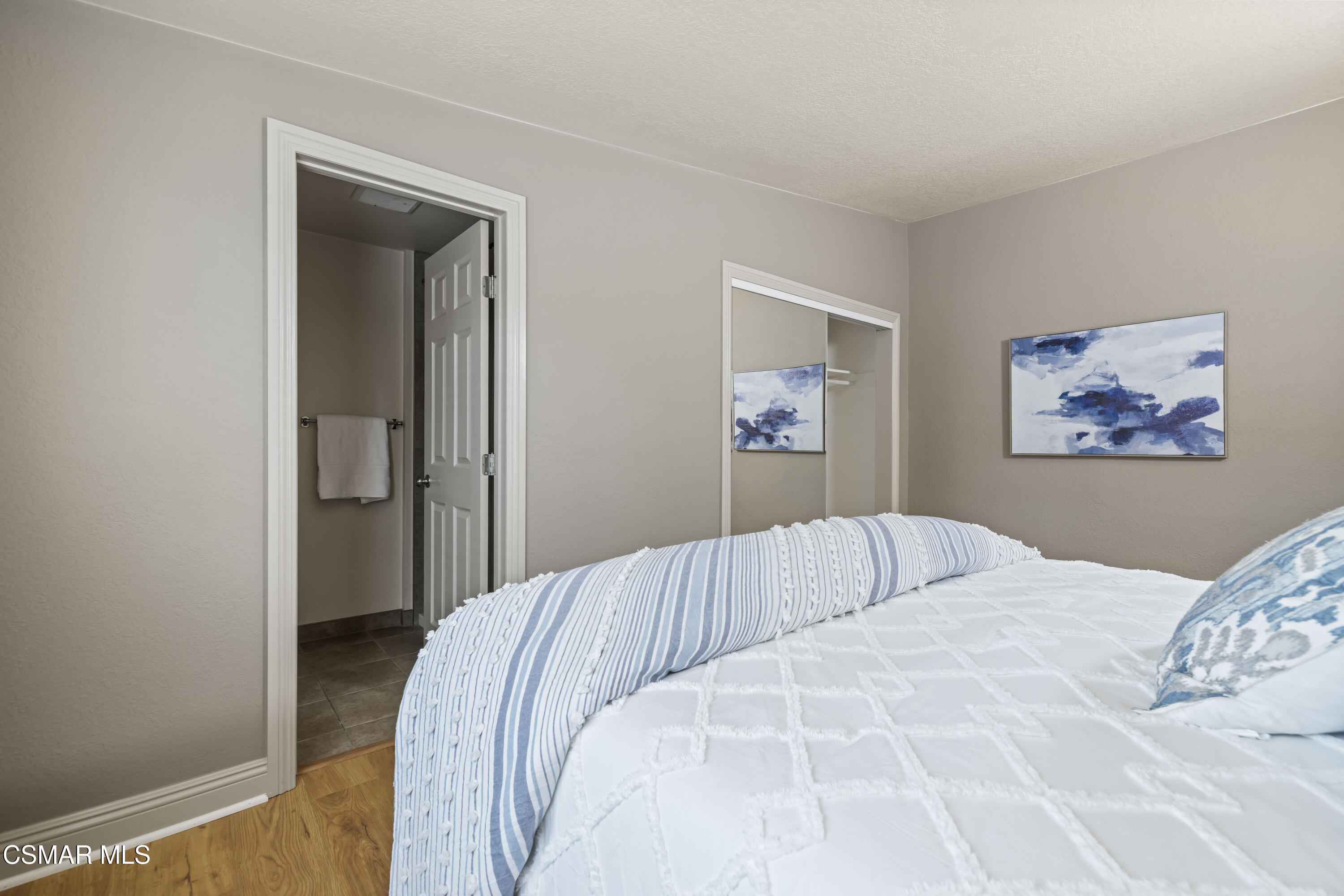 865 E Hillcrest Drive