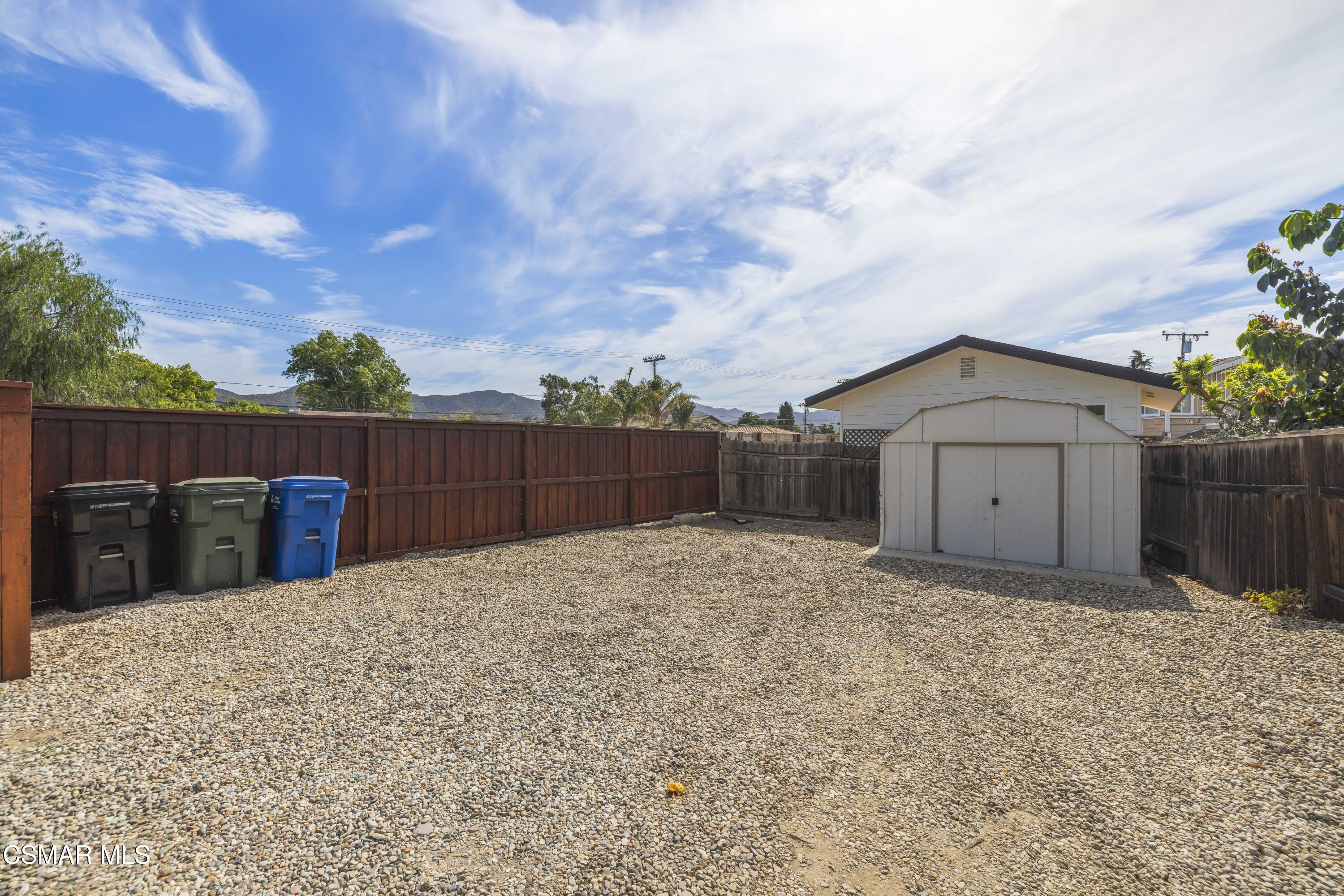 865 E Hillcrest Drive