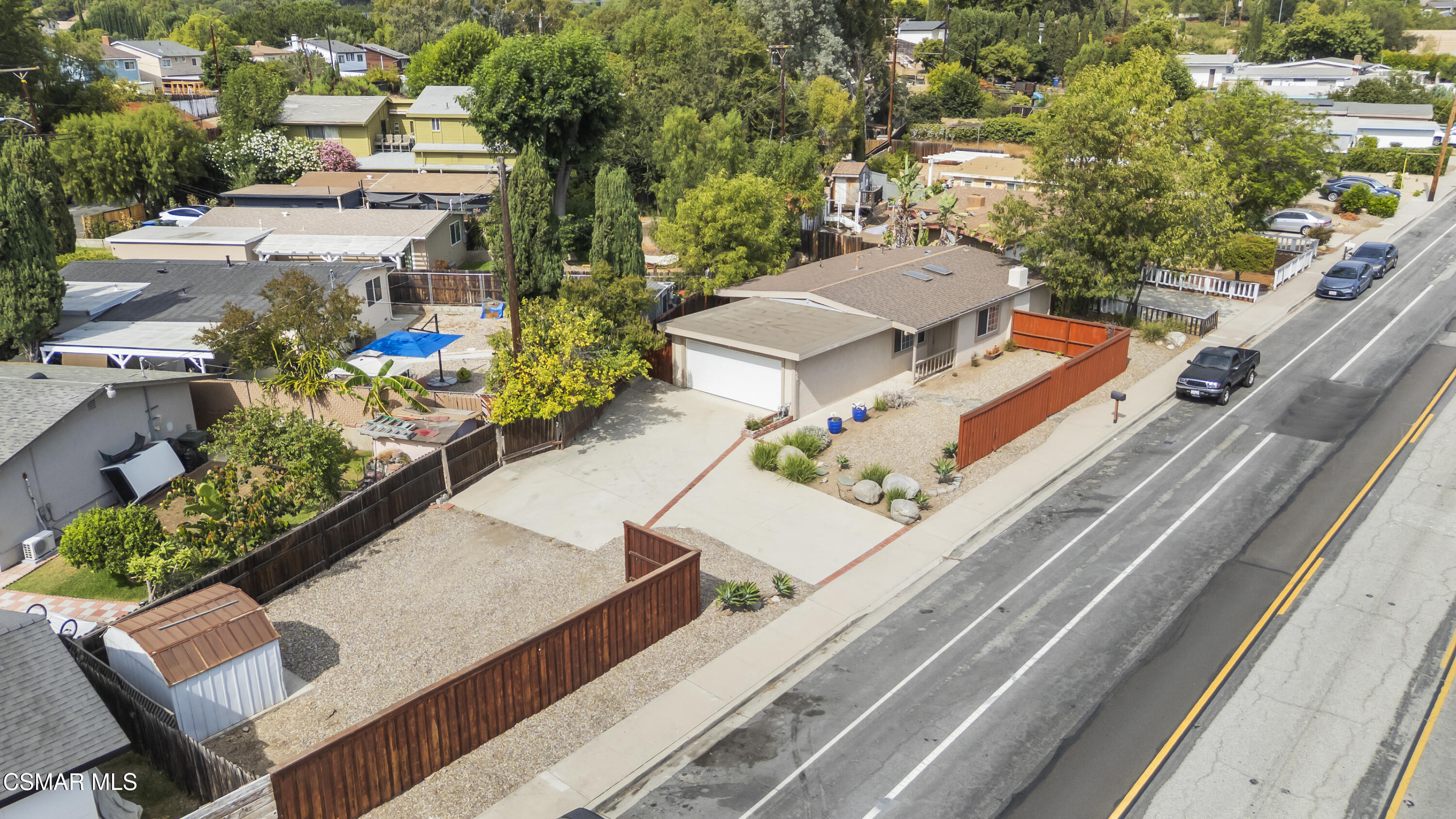 865 E Hillcrest Drive