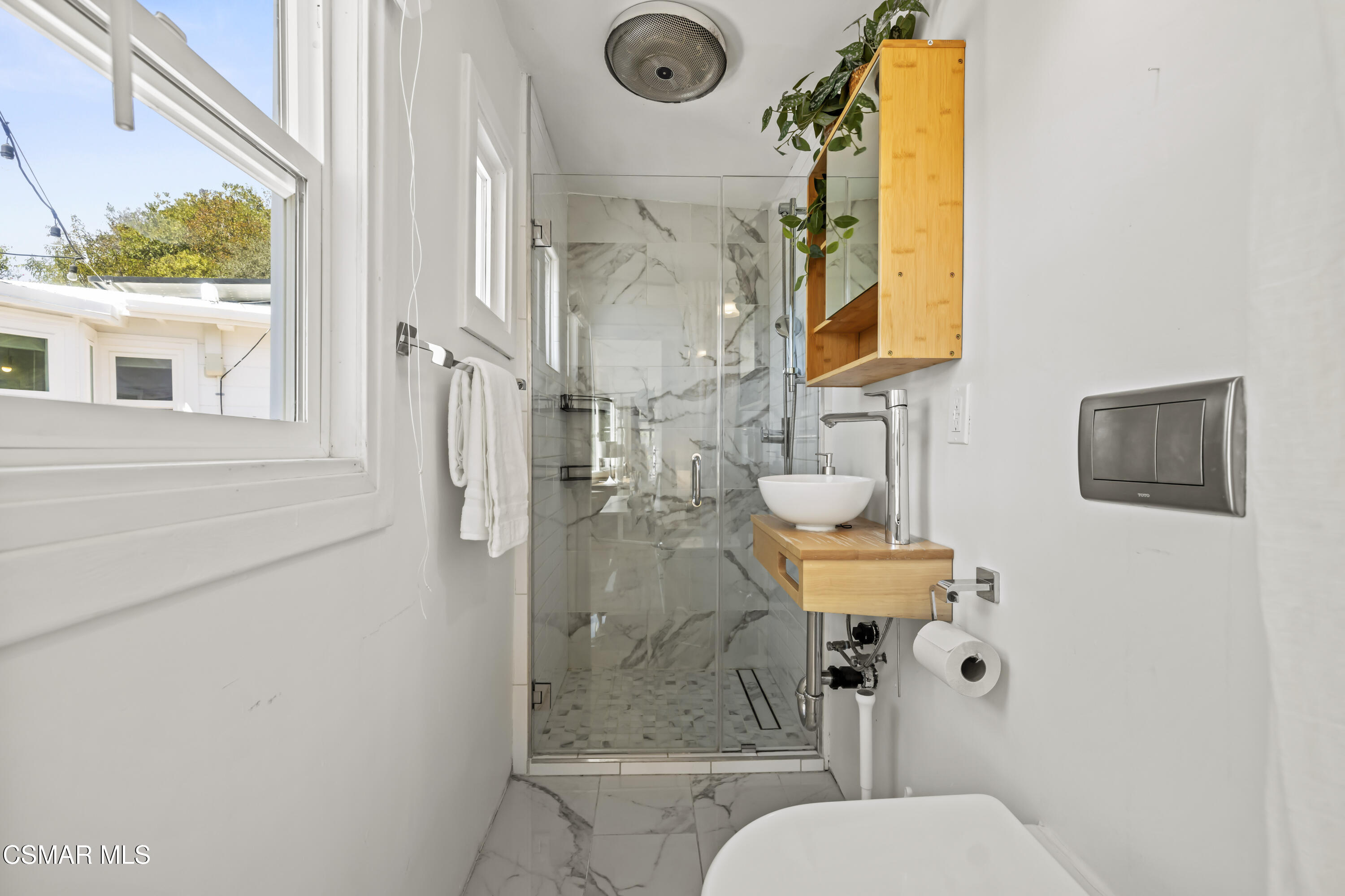 2016 Mount Prospect Drive