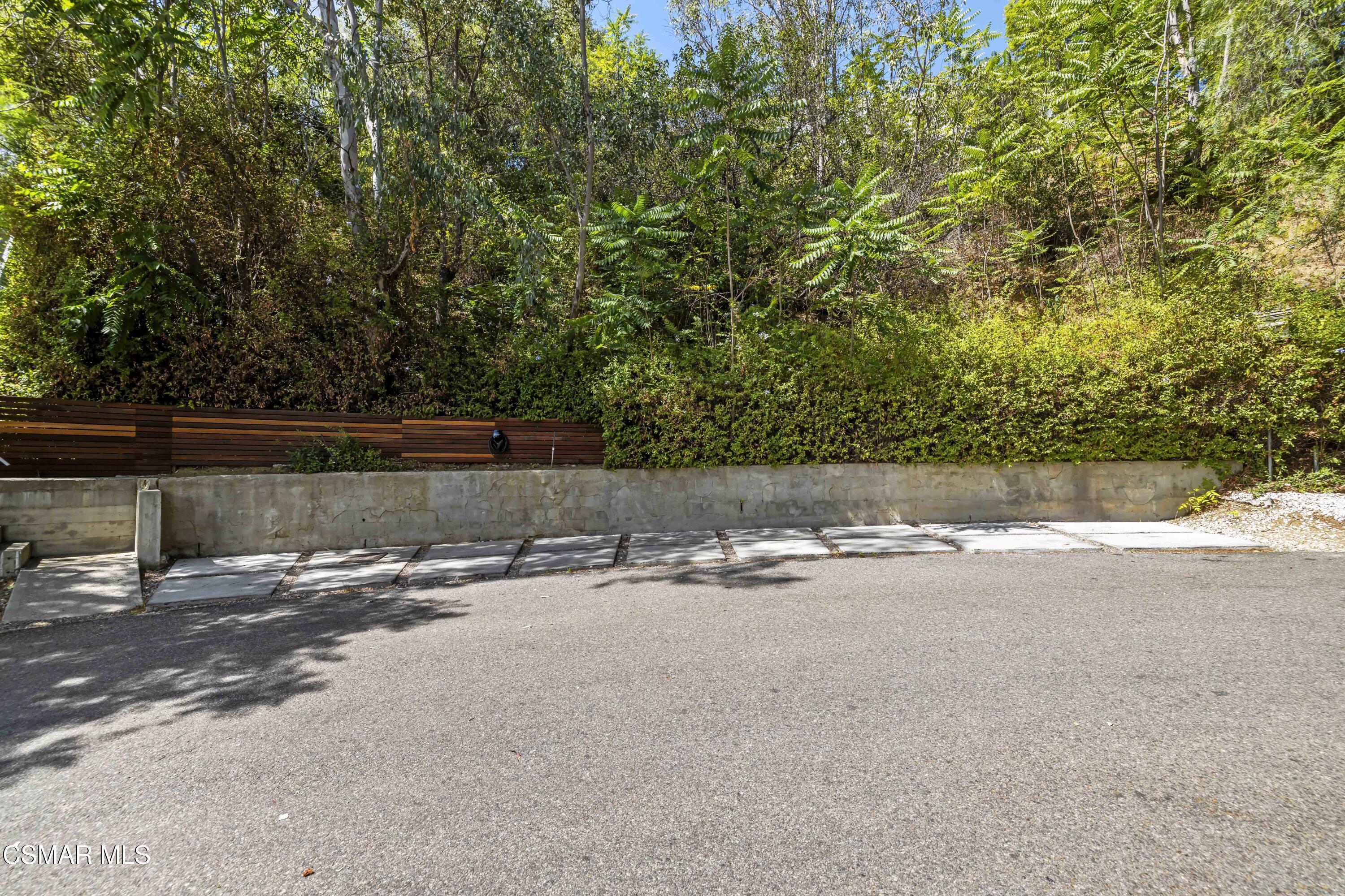 2016 Mount Prospect Drive