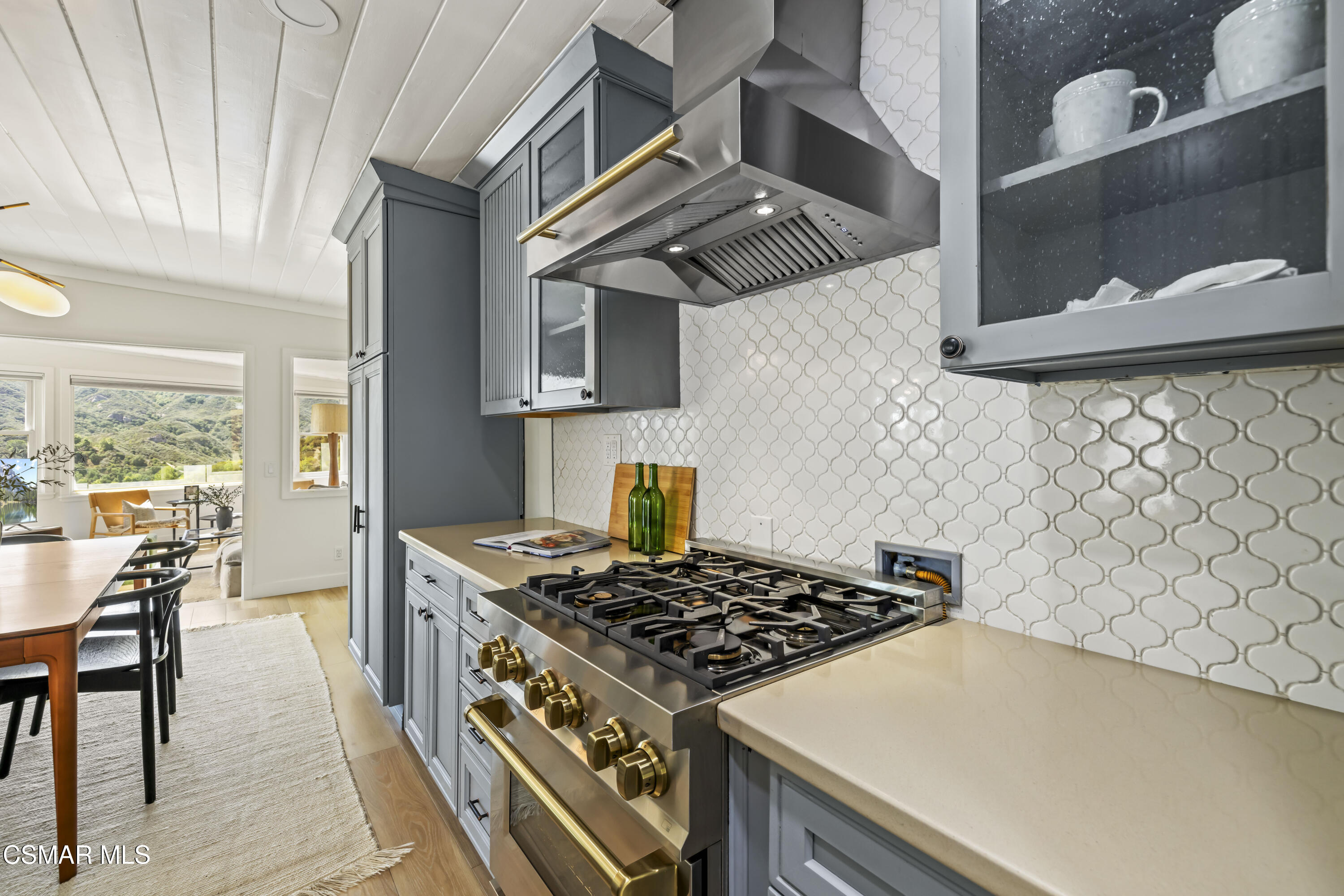 2016 Mount Prospect Drive