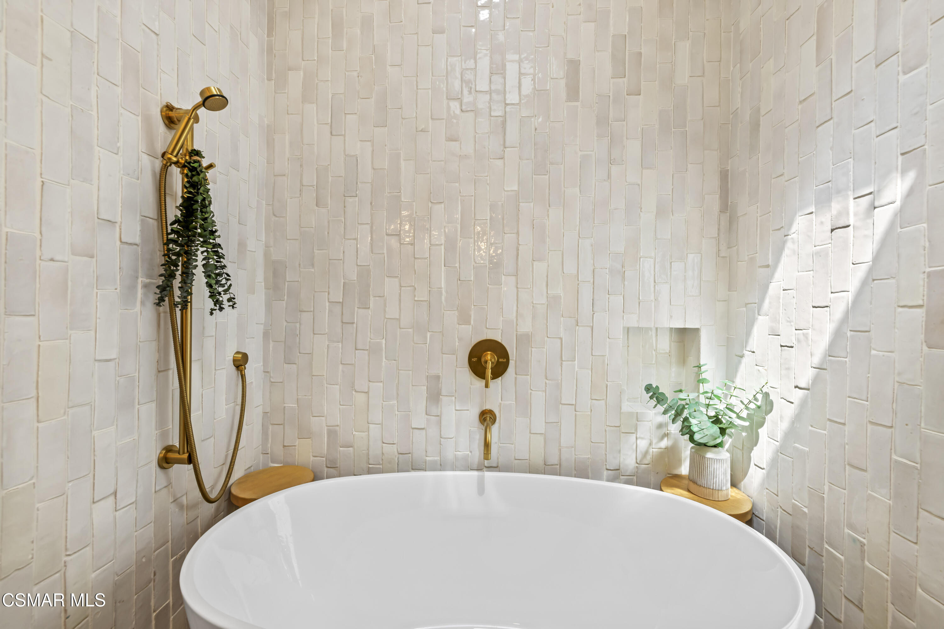 2016 Mount Prospect Drive