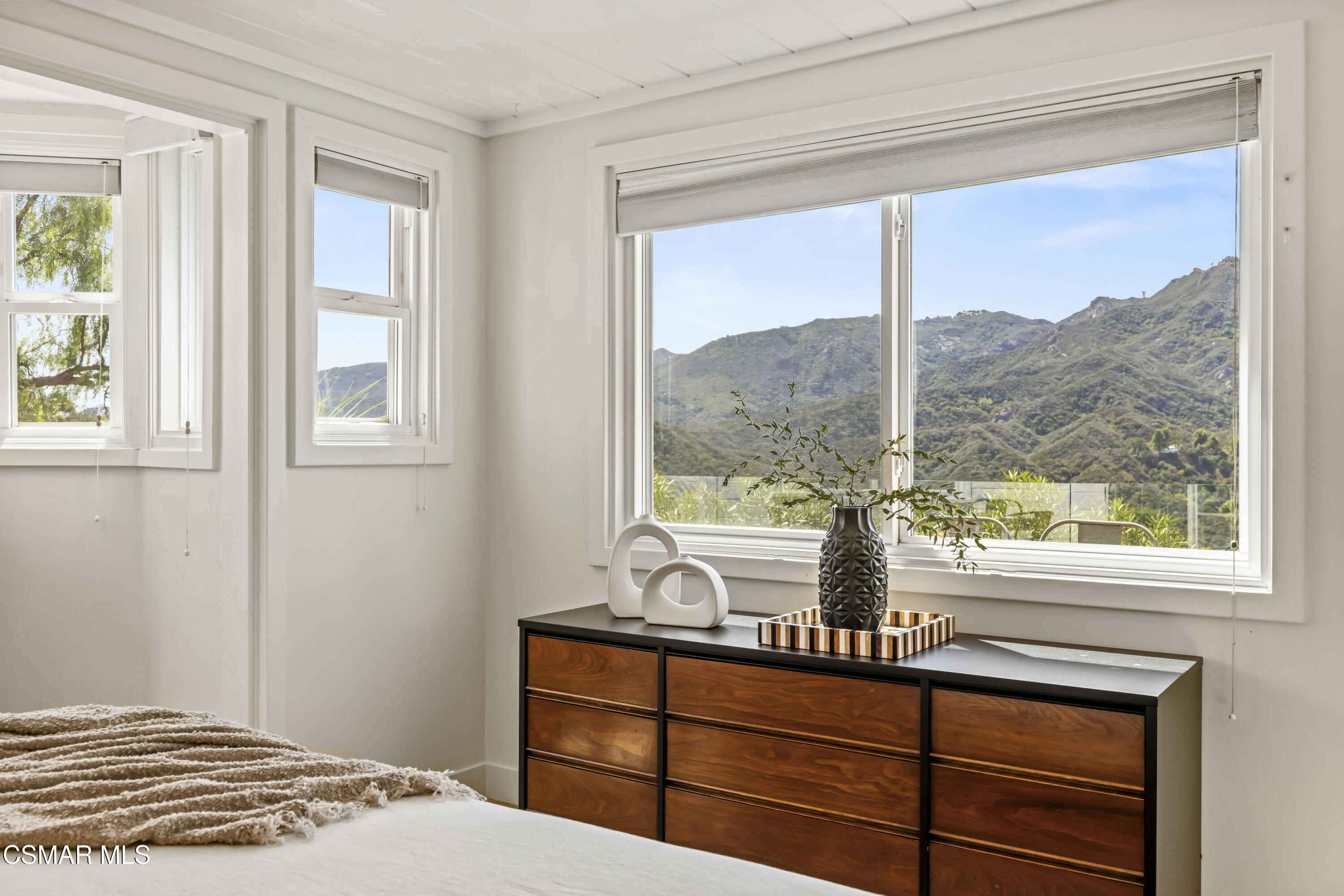 2016 Mount Prospect Drive