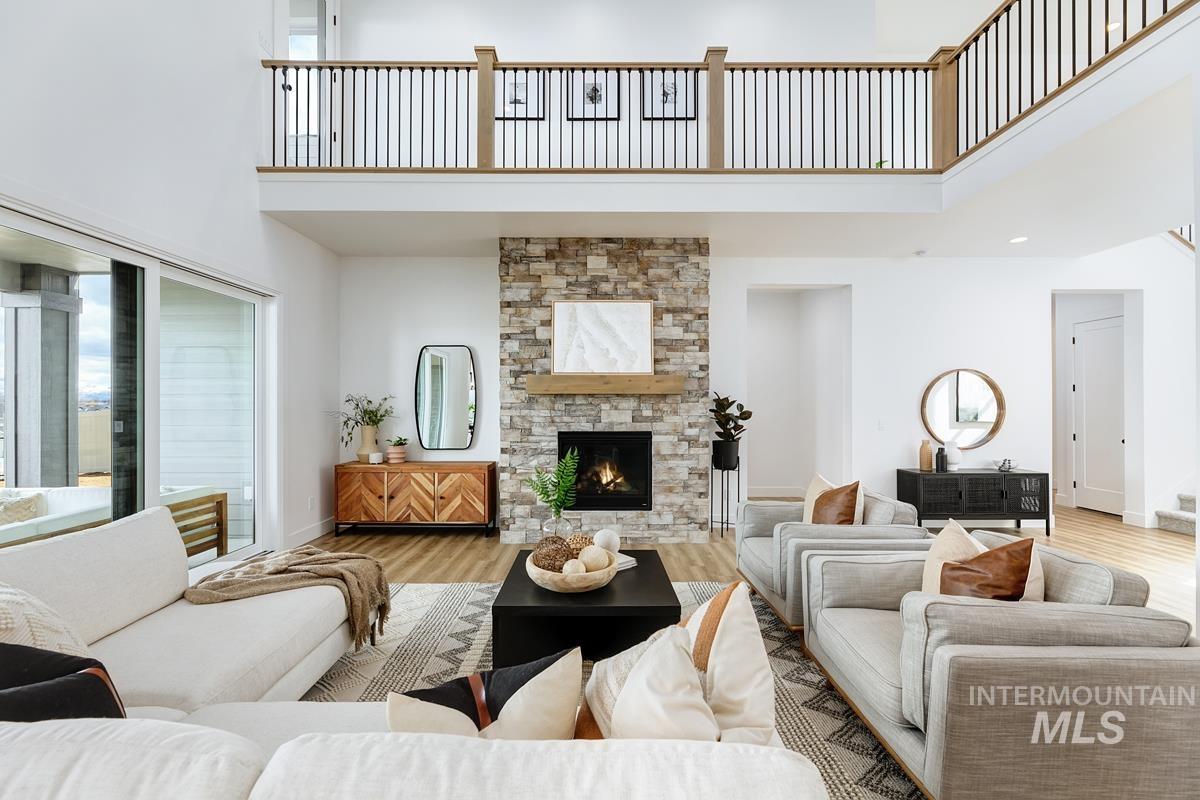 2988 Parulo Drive