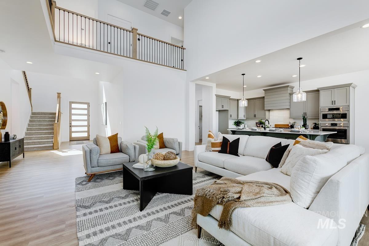 2988 Parulo Drive