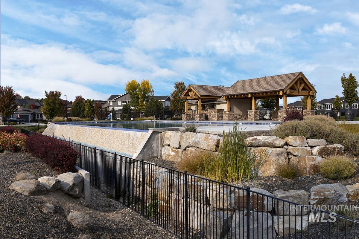 2988 Parulo Drive