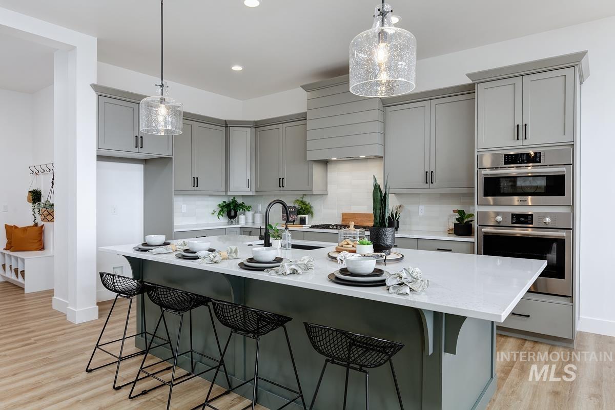 2988 Parulo Drive