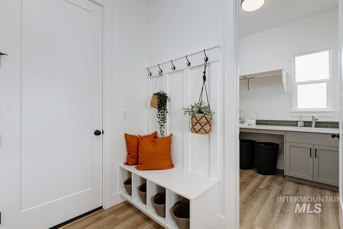 2988 Parulo Drive