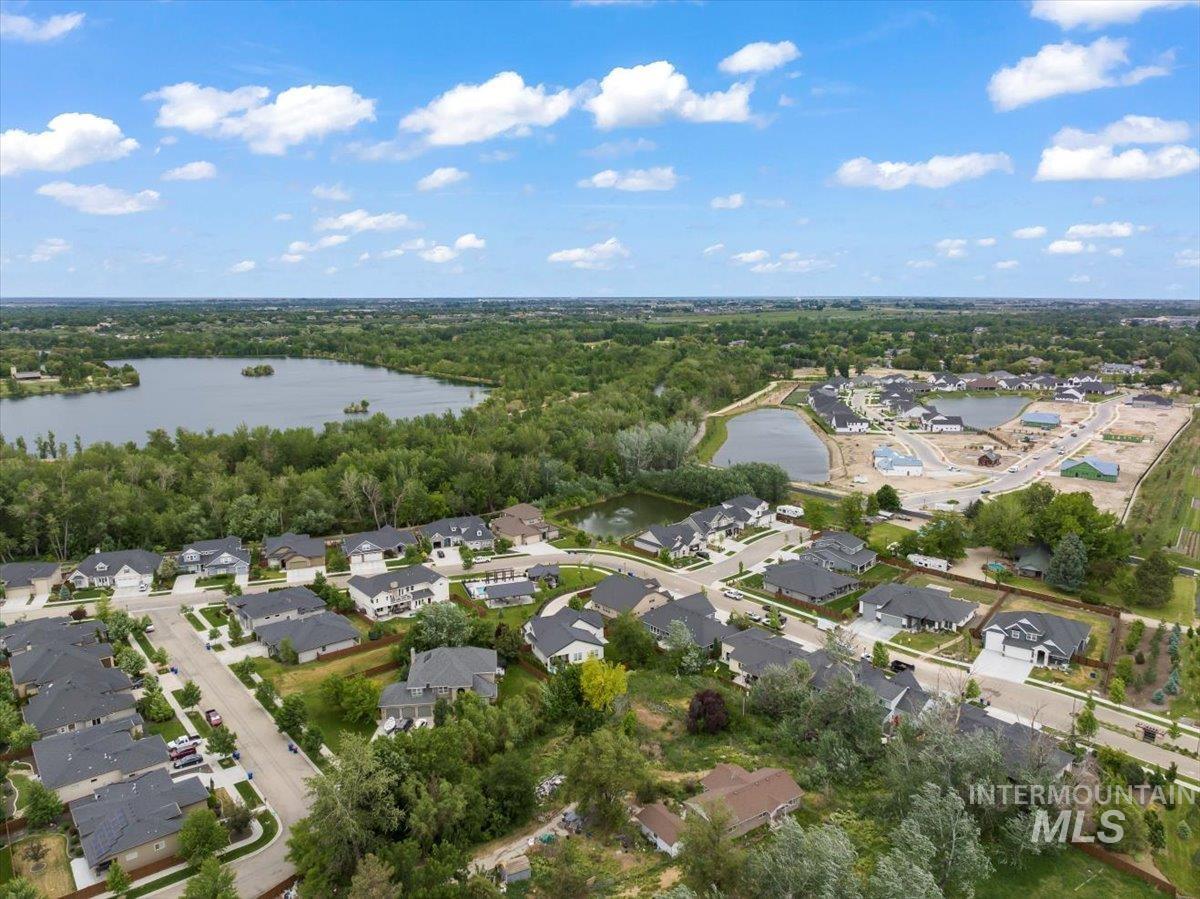 79 S River Creek Ave.