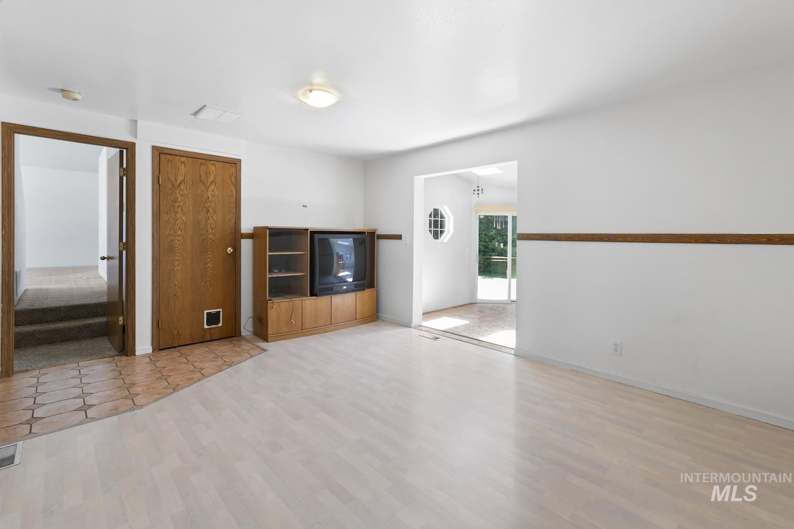 2639 E Nahautl Drive