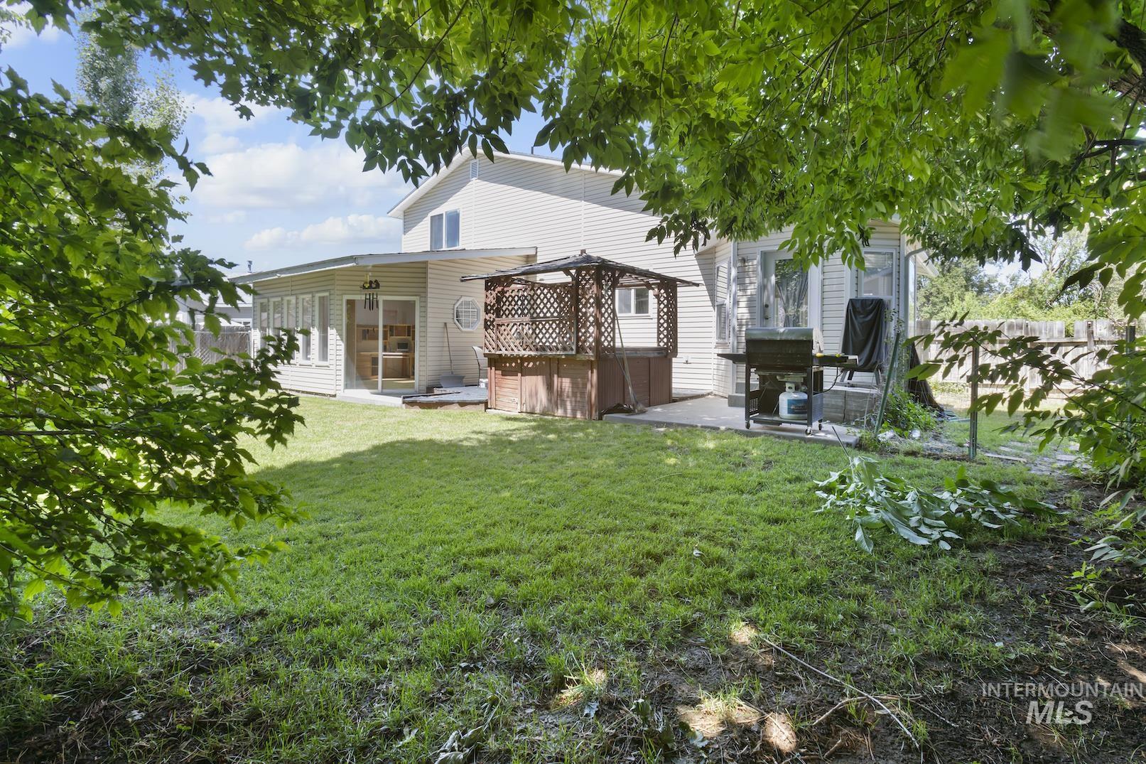 2639 E Nahautl Drive