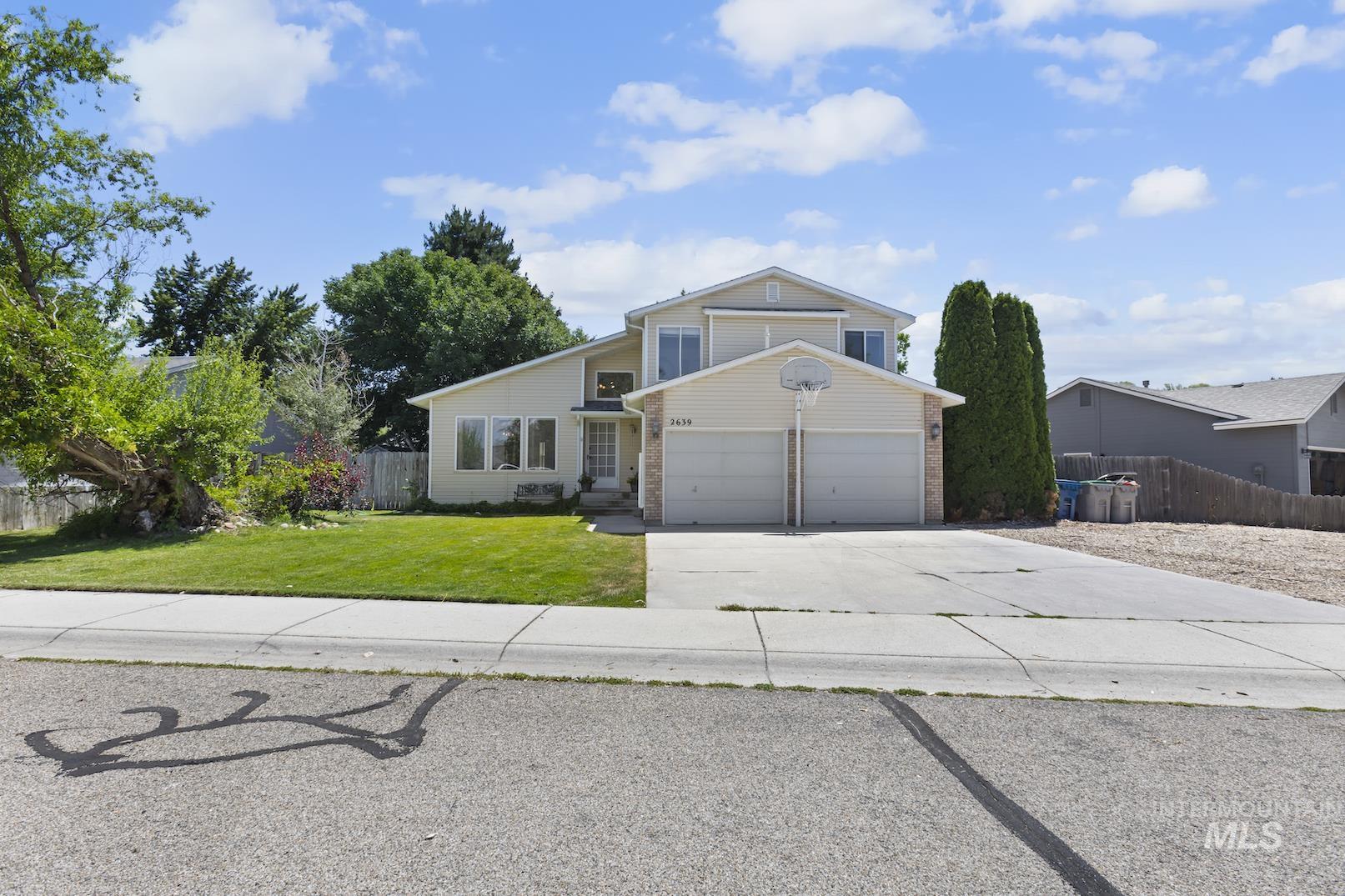 2639 E Nahautl Drive