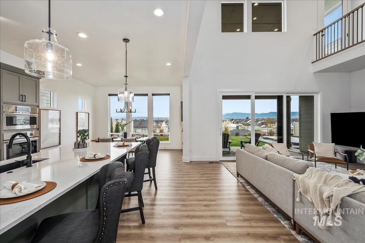 2988 E Parulo Drive