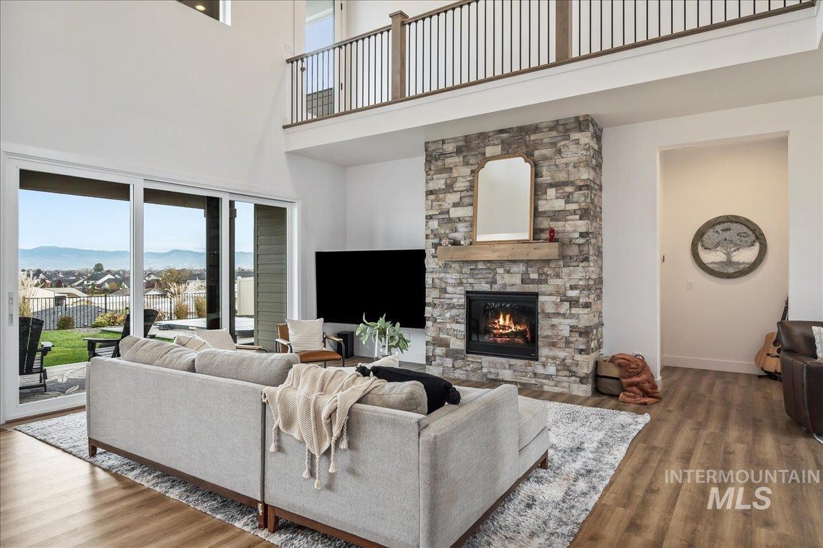 2988 E Parulo Drive