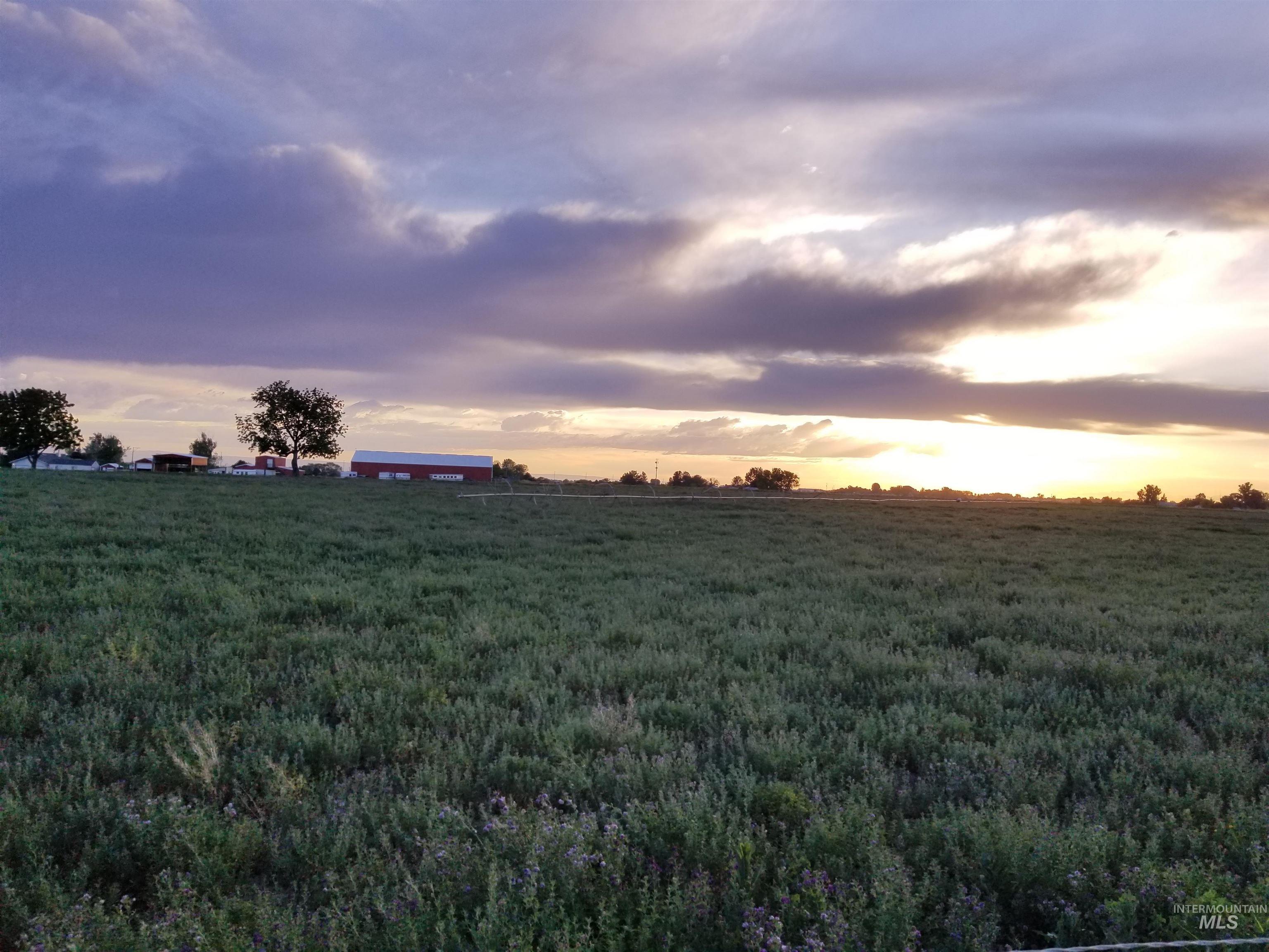 3863 E Idahome View Ln