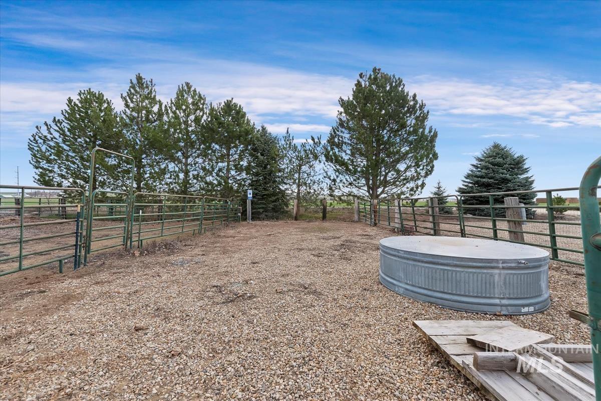 3875 S. Powerline Rd.