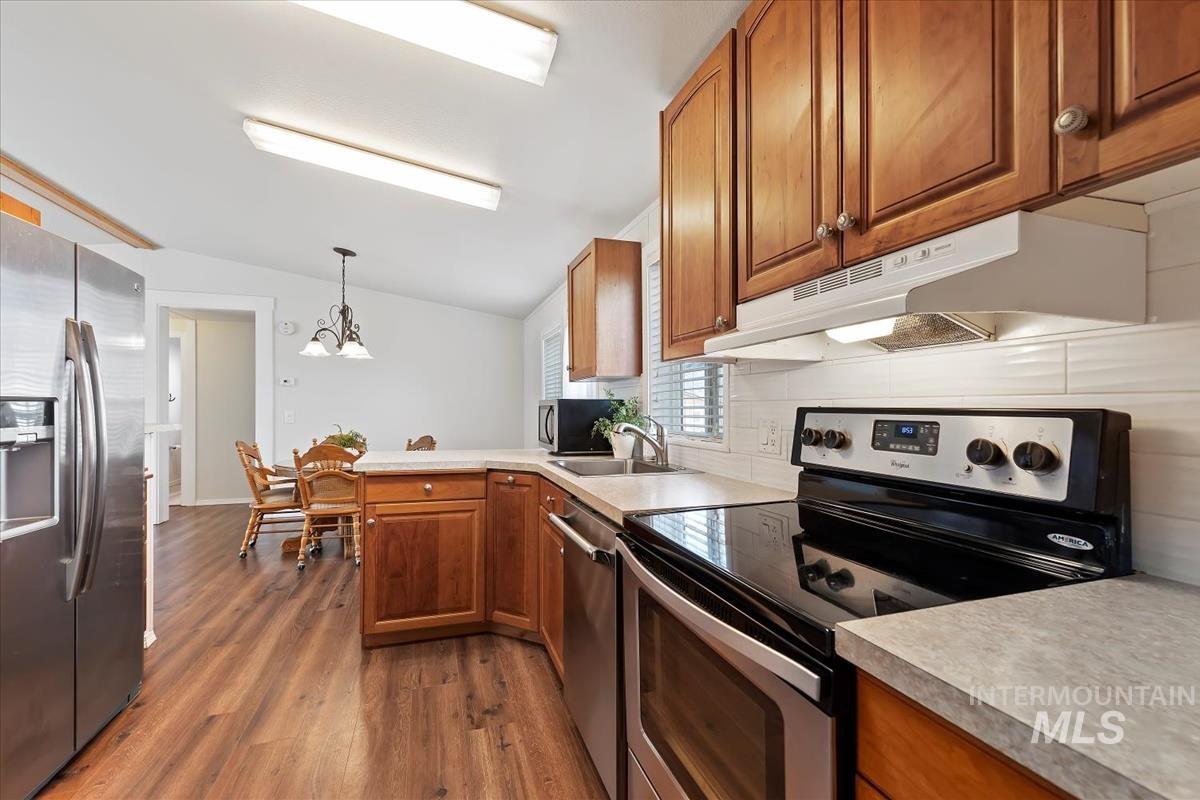 3875 S. Powerline Rd.