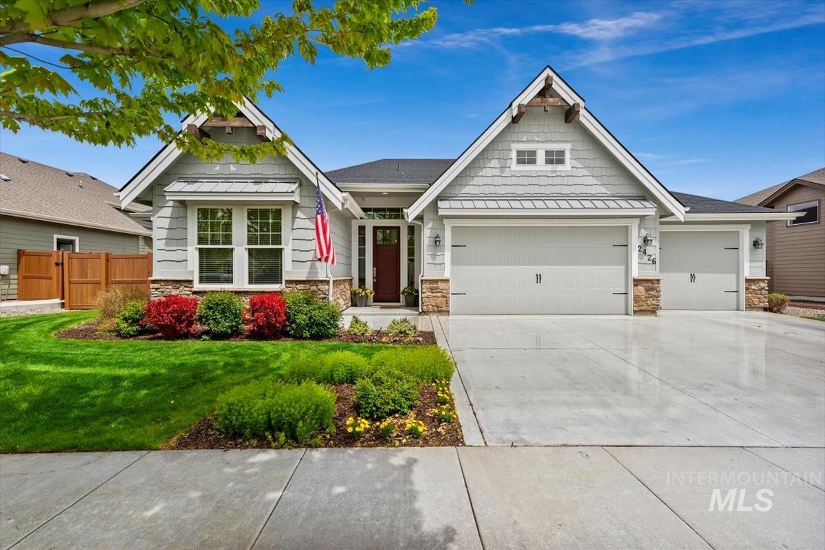 2426 E Mores Trail Drive