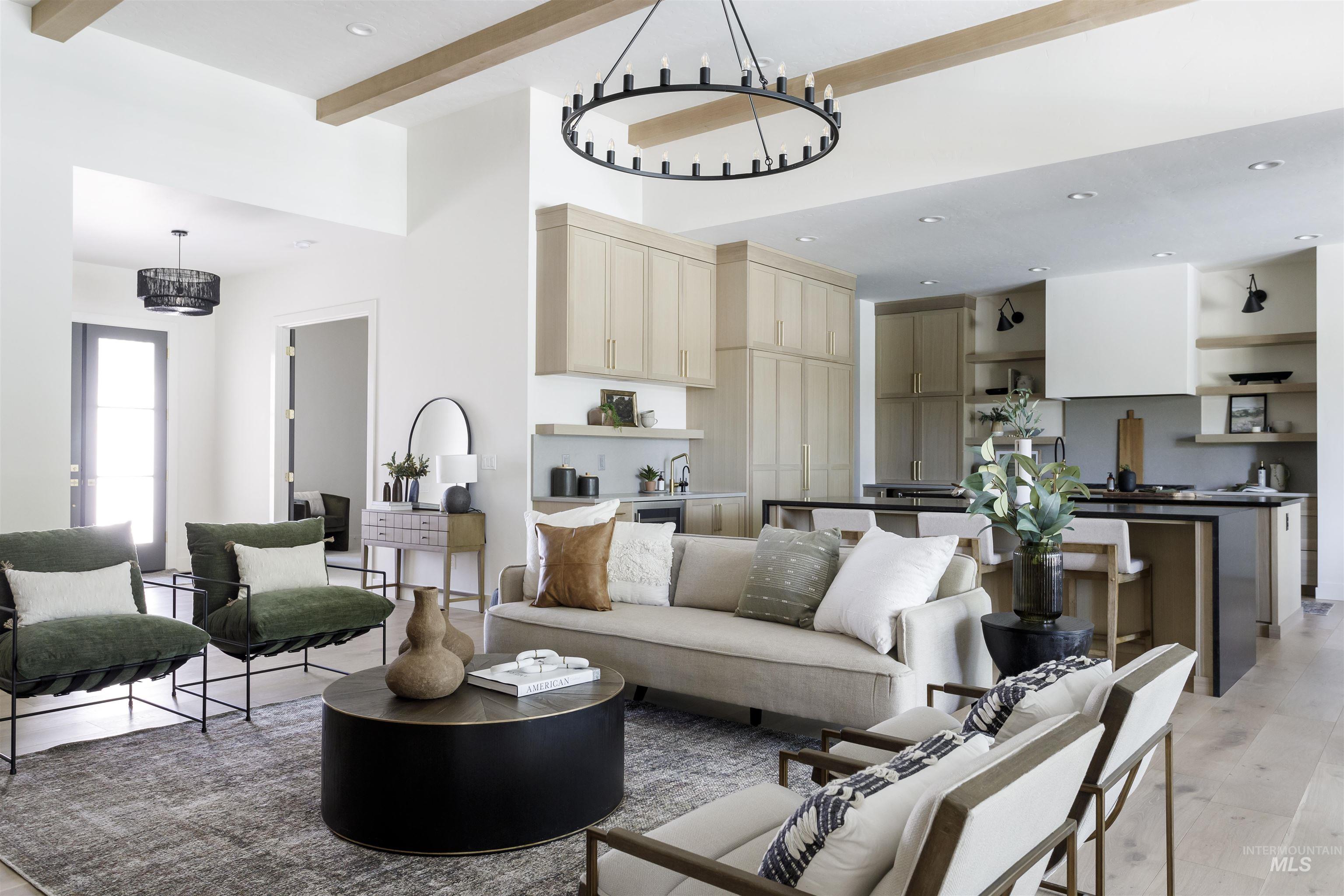 1598 N Palaestra Ave