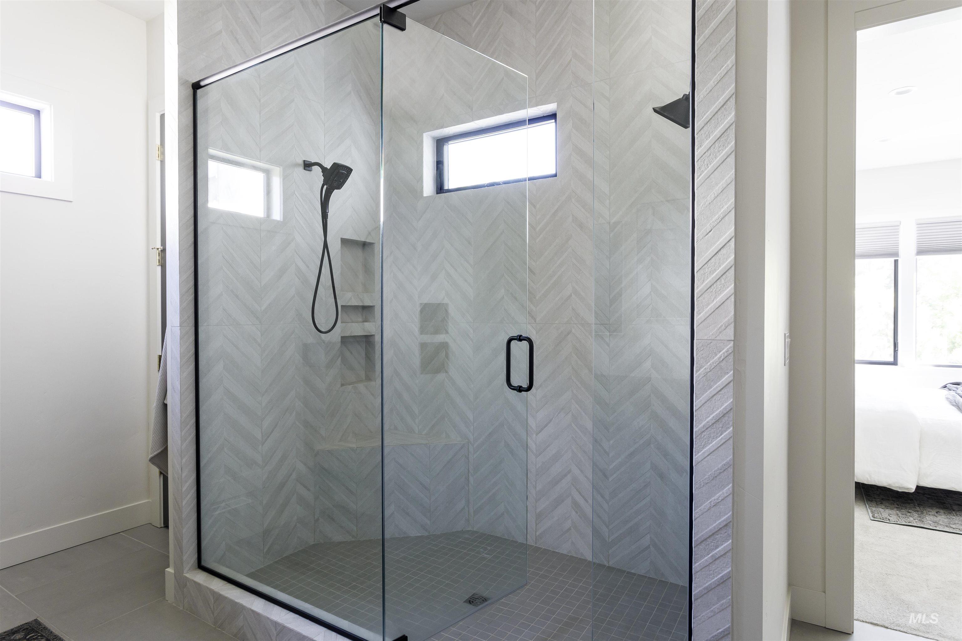 1598 N Palaestra Ave