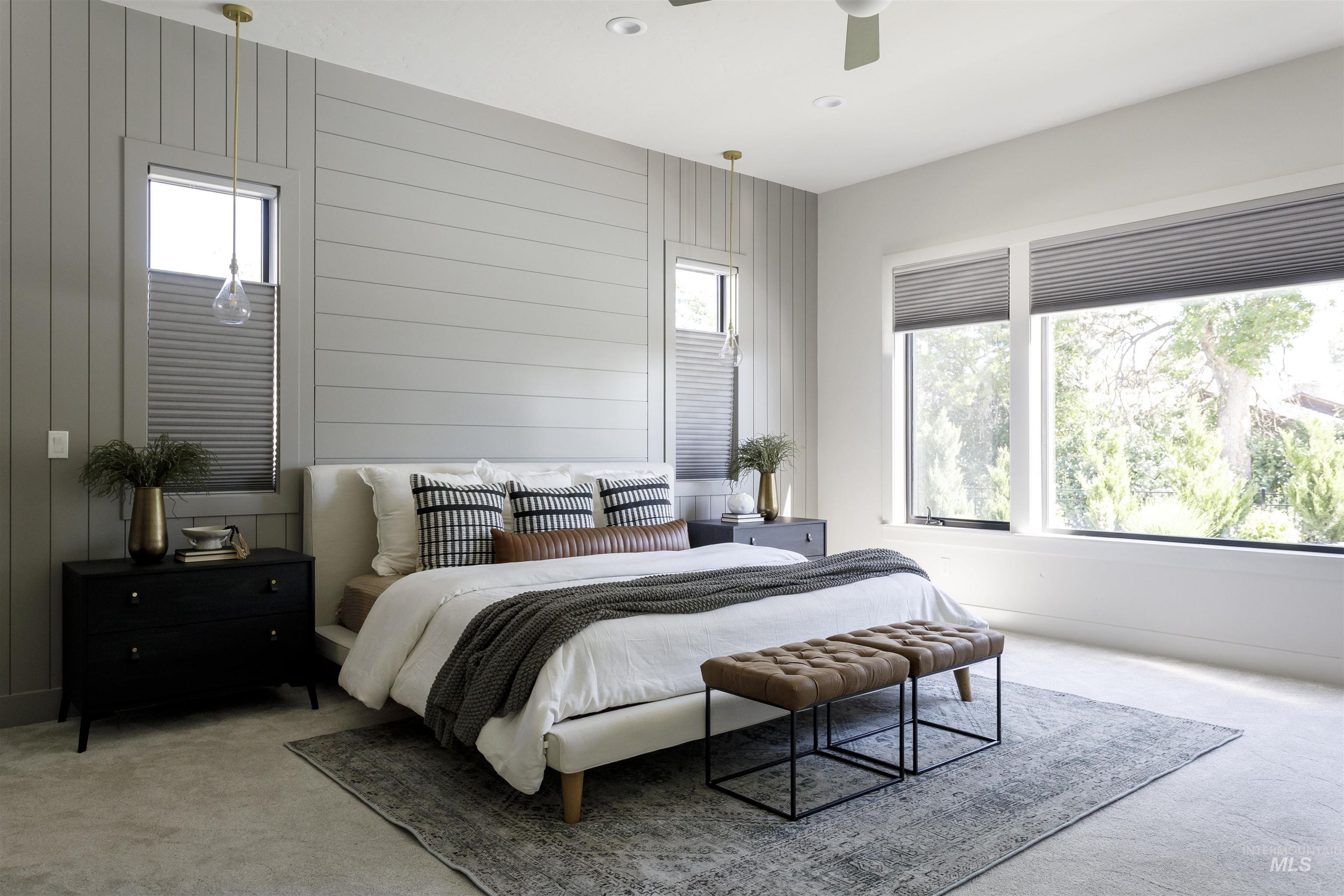 1598 N Palaestra Ave