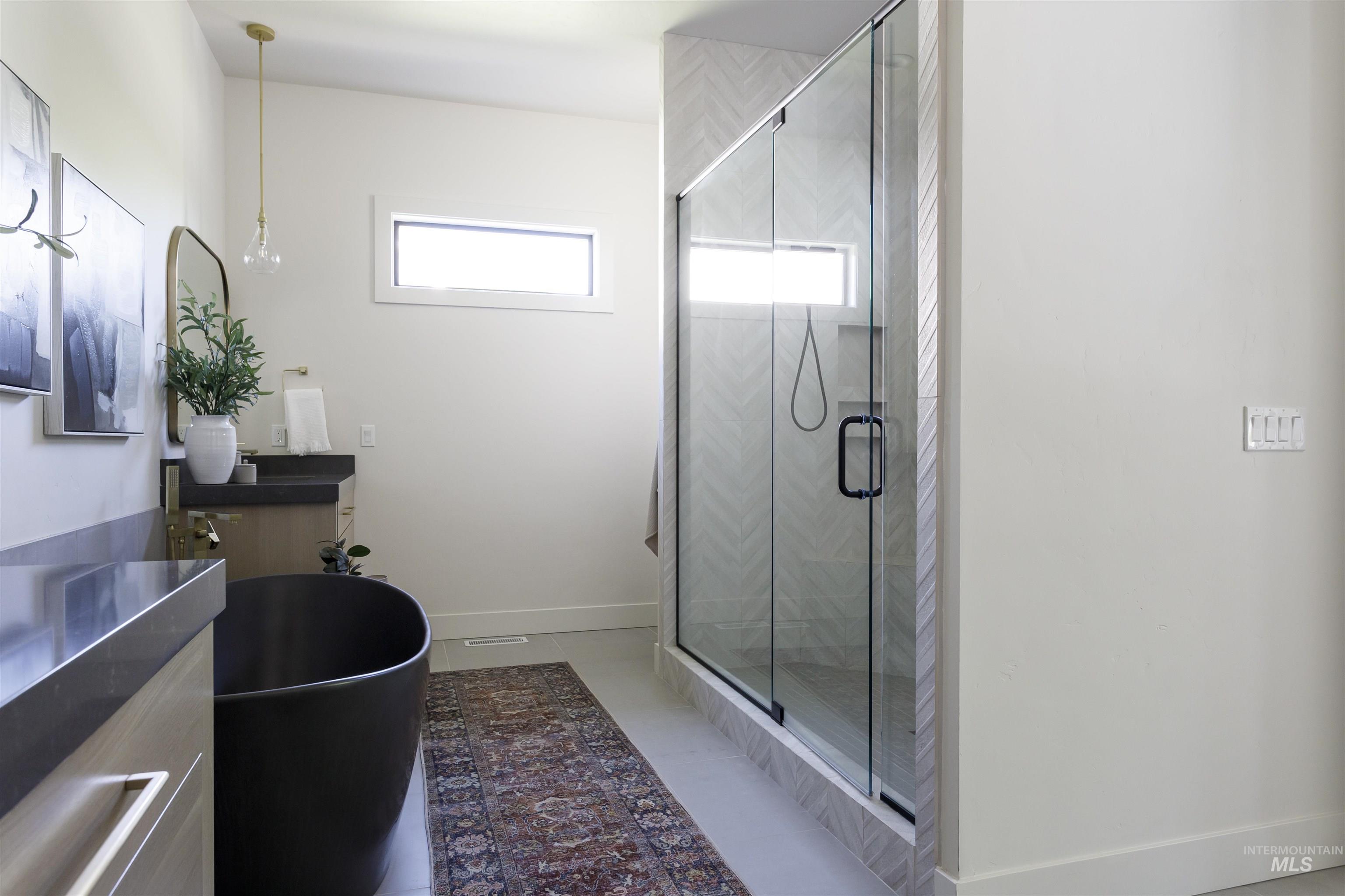 1598 N Palaestra Ave